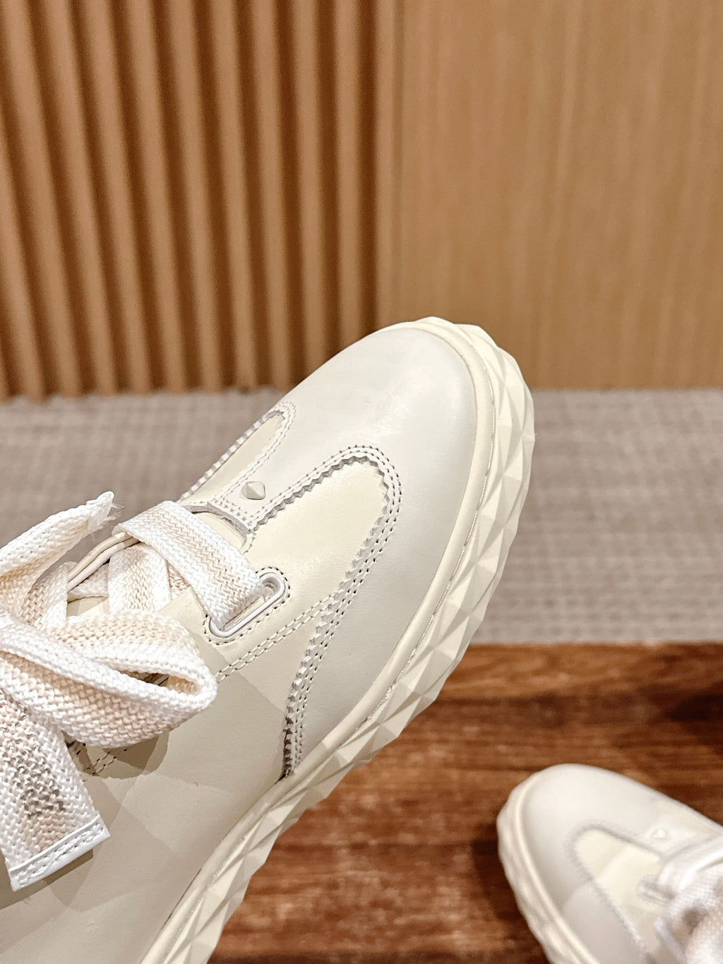 Jimmy Choo Sneaker