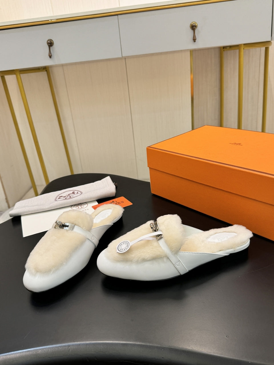 Hermes Slipper
