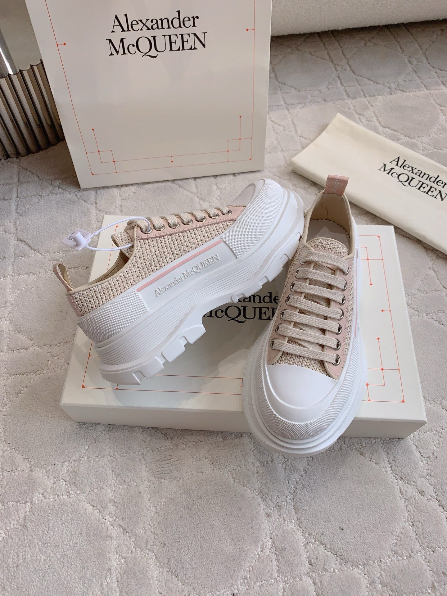 Alexander McQueen Sneaker
