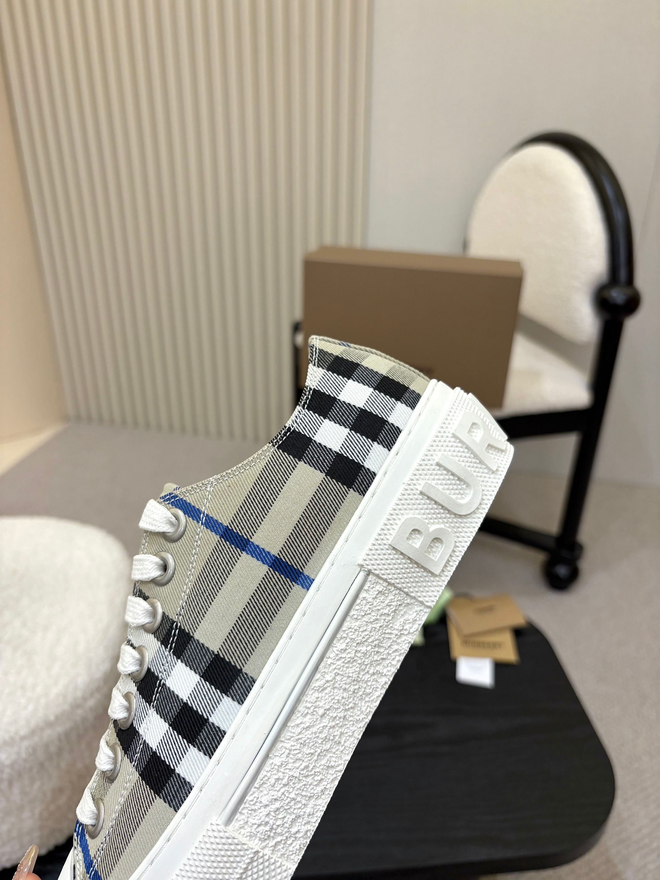 Burberry Sneaker