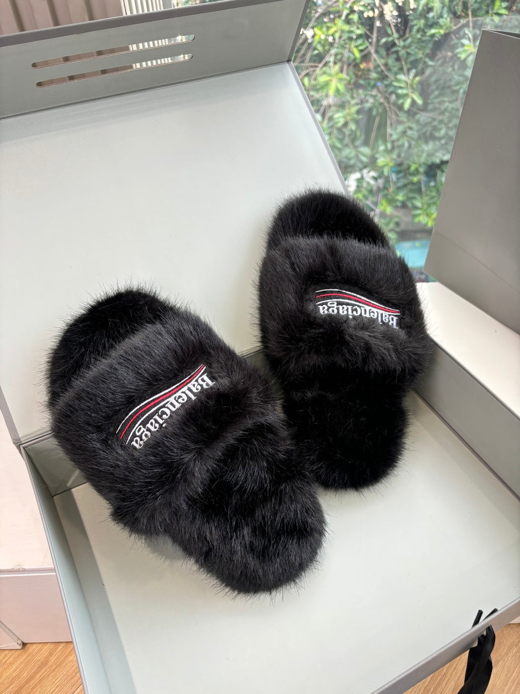 Balenciaga Slipper