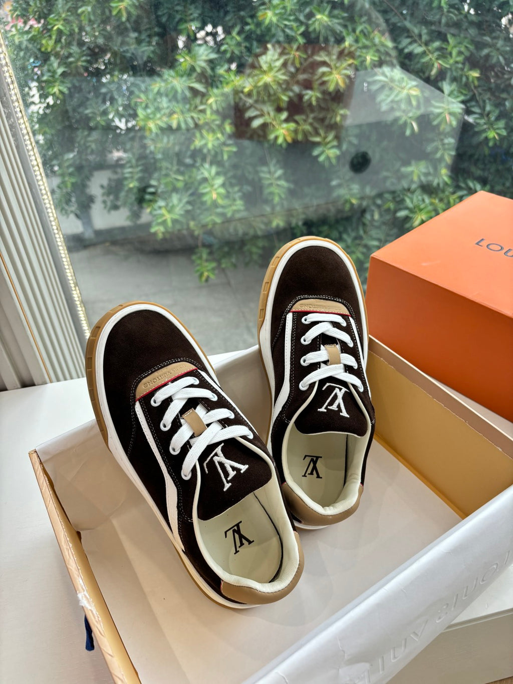 Louis Vuitton Sneaker