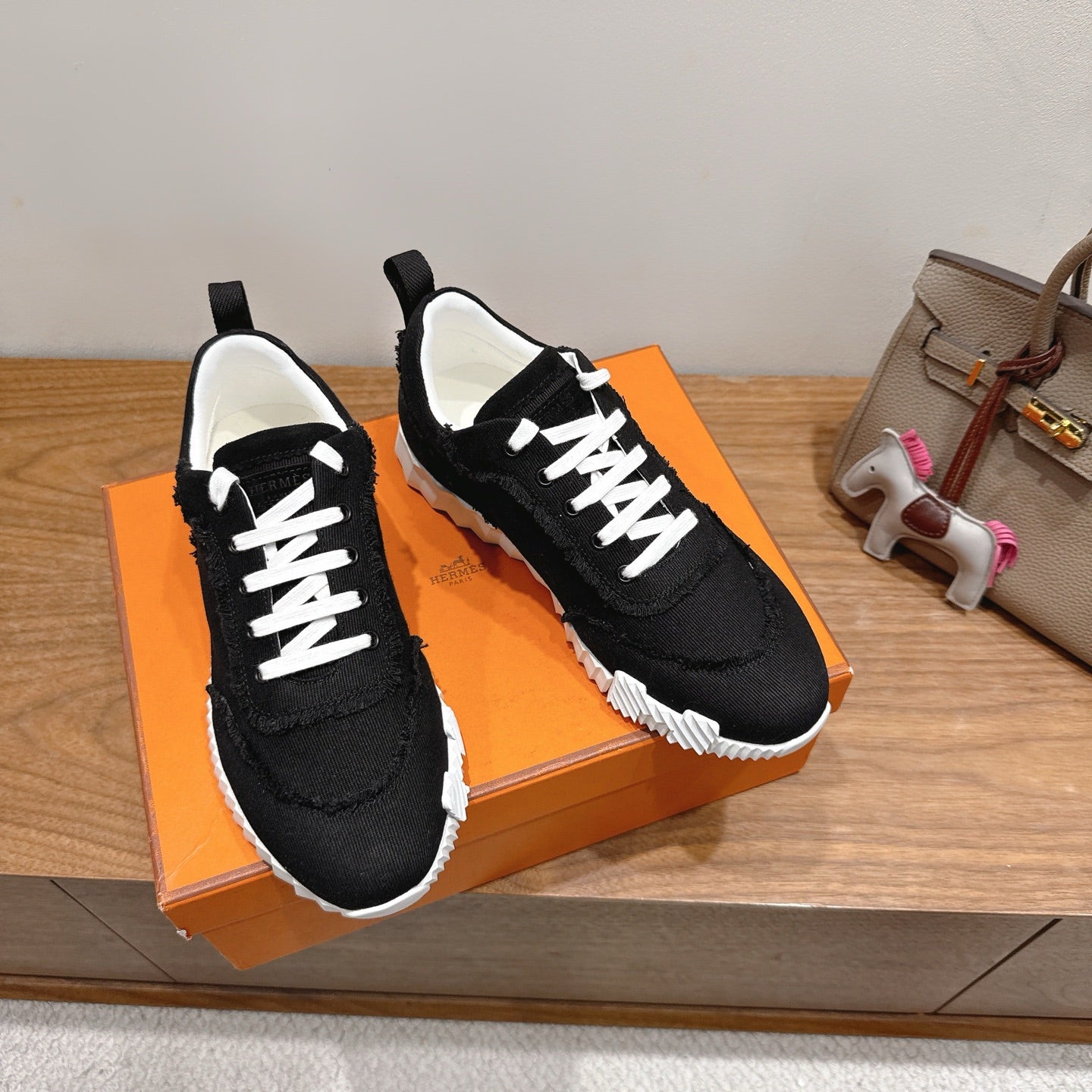 Hermes Sneaker