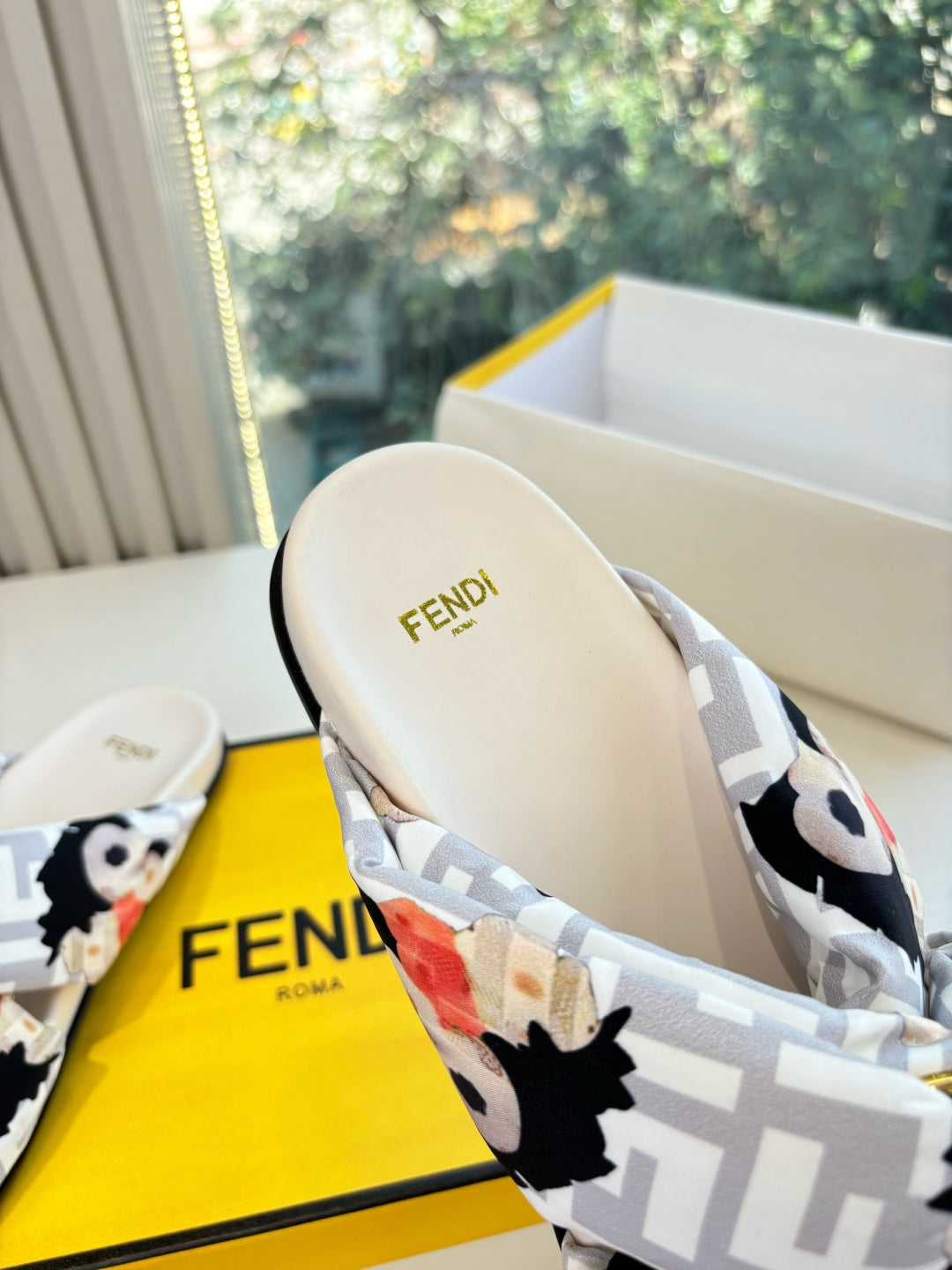 Fendi Slipper