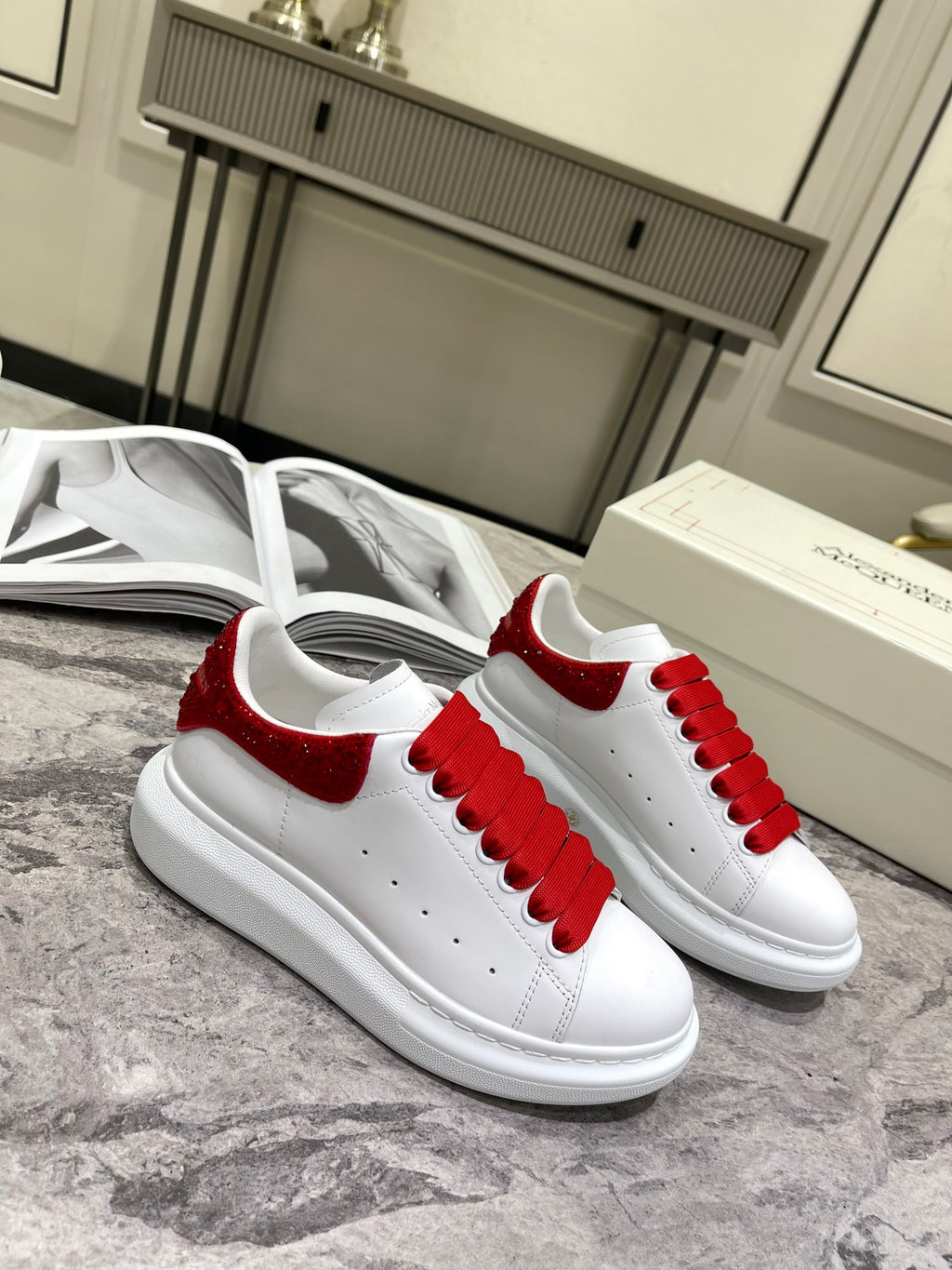 Alexander McQueen Sneaker