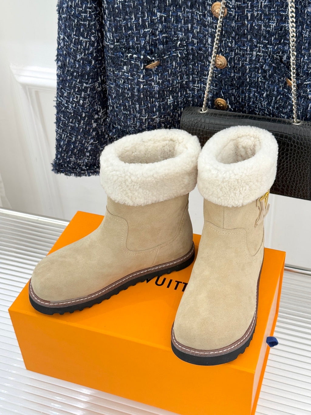 Louis Vuitton Bot