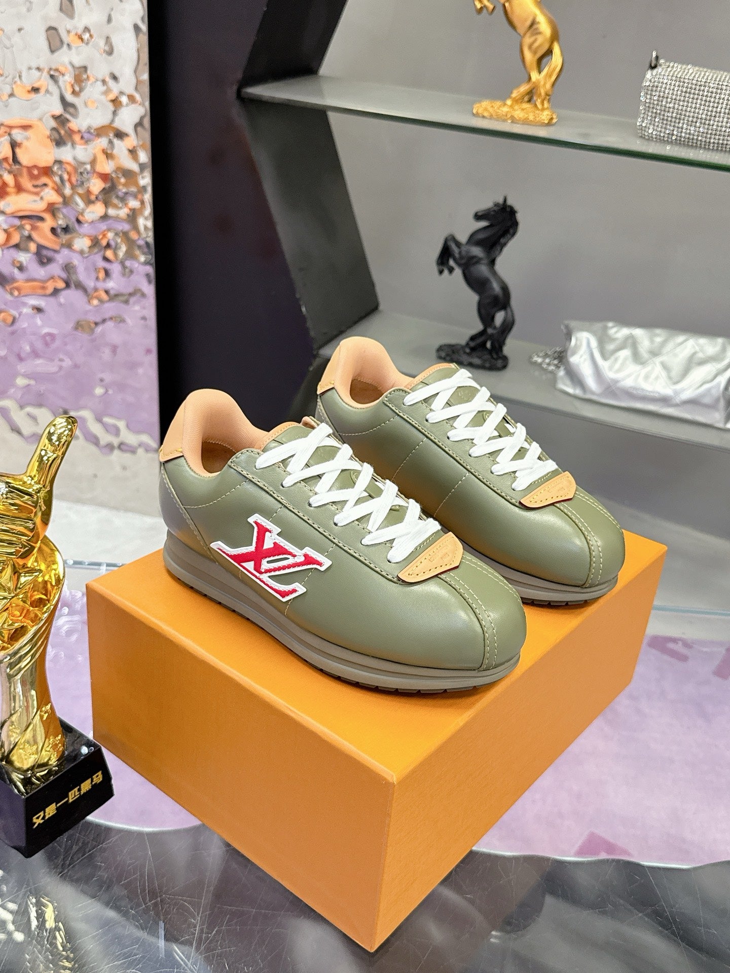 Louis Vuitton Sneaker