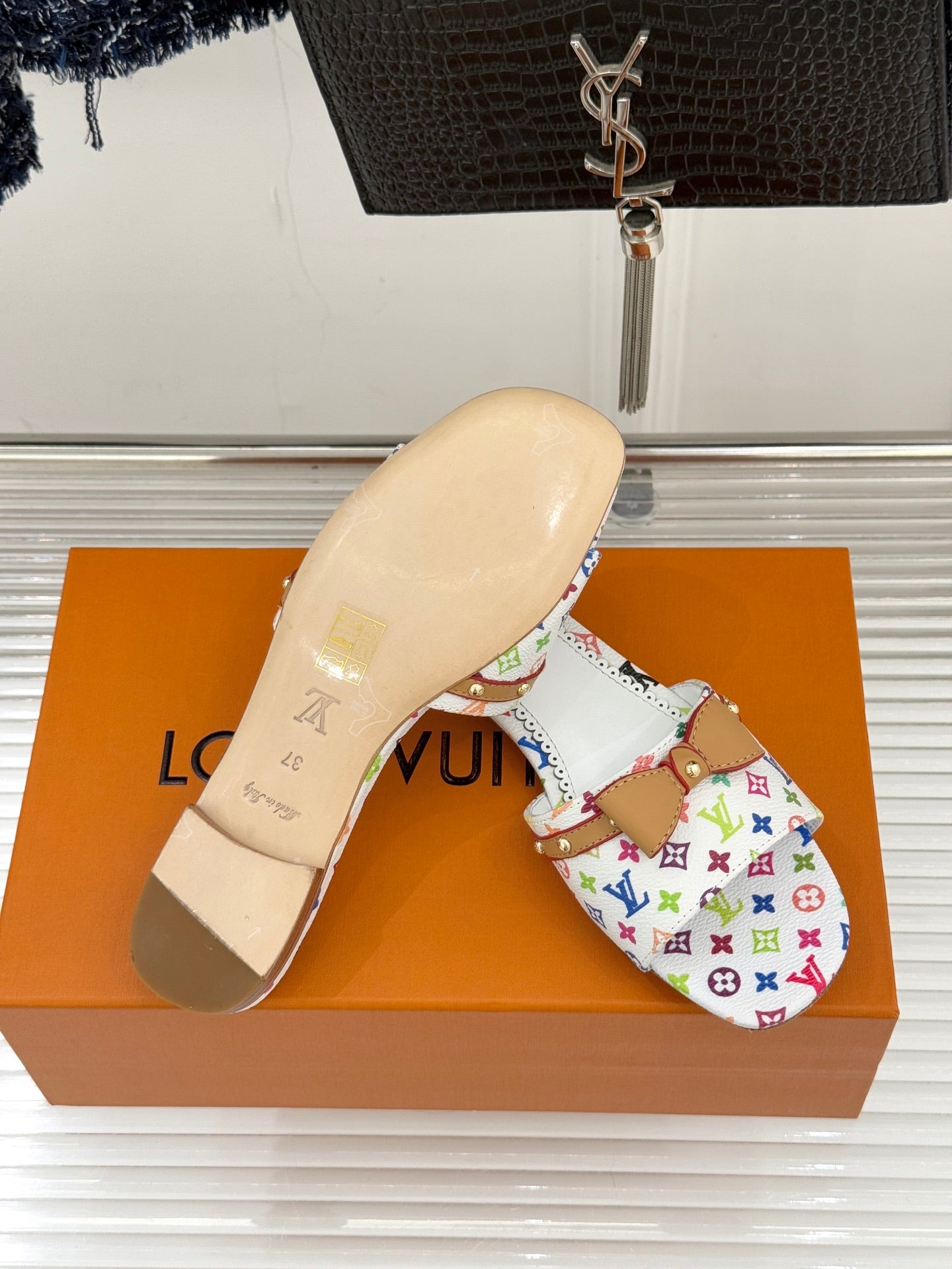 Louis Vuitton Slipper