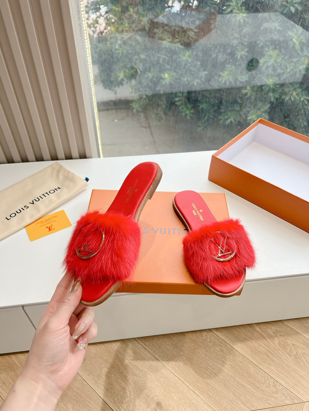 Louis Vuitton Slipper