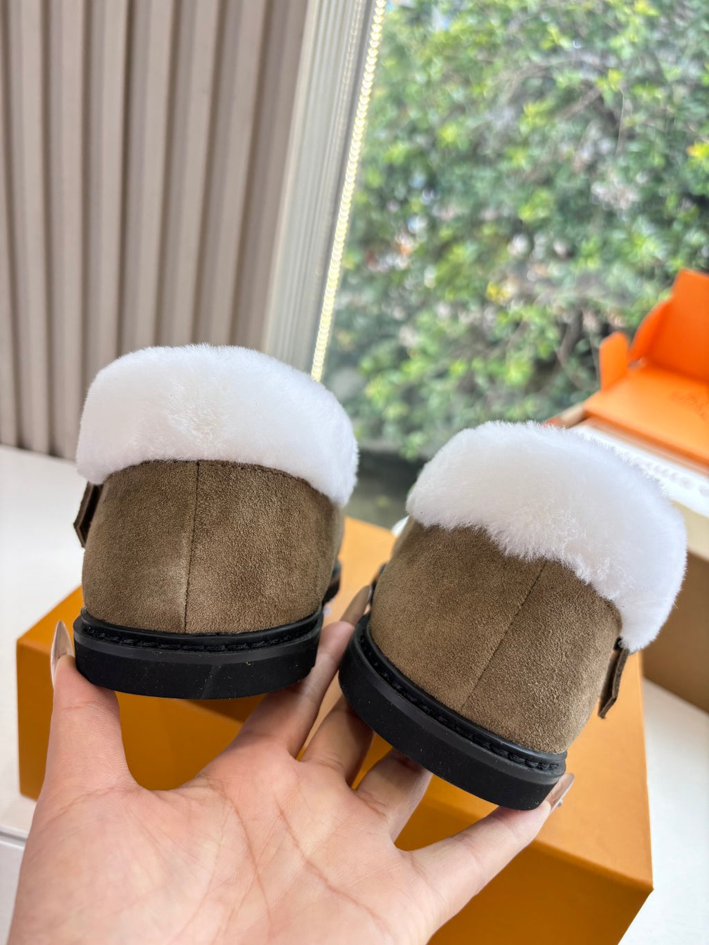 Louis Vuitton Slipper