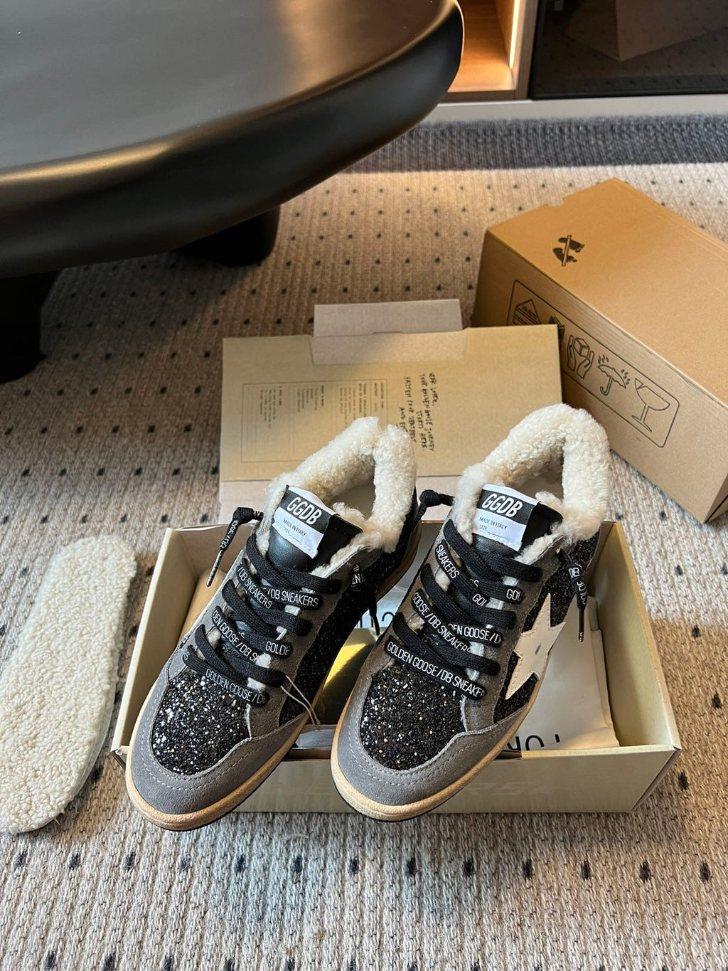Golden Goose Ballstar Hemen Teslim İndirimli