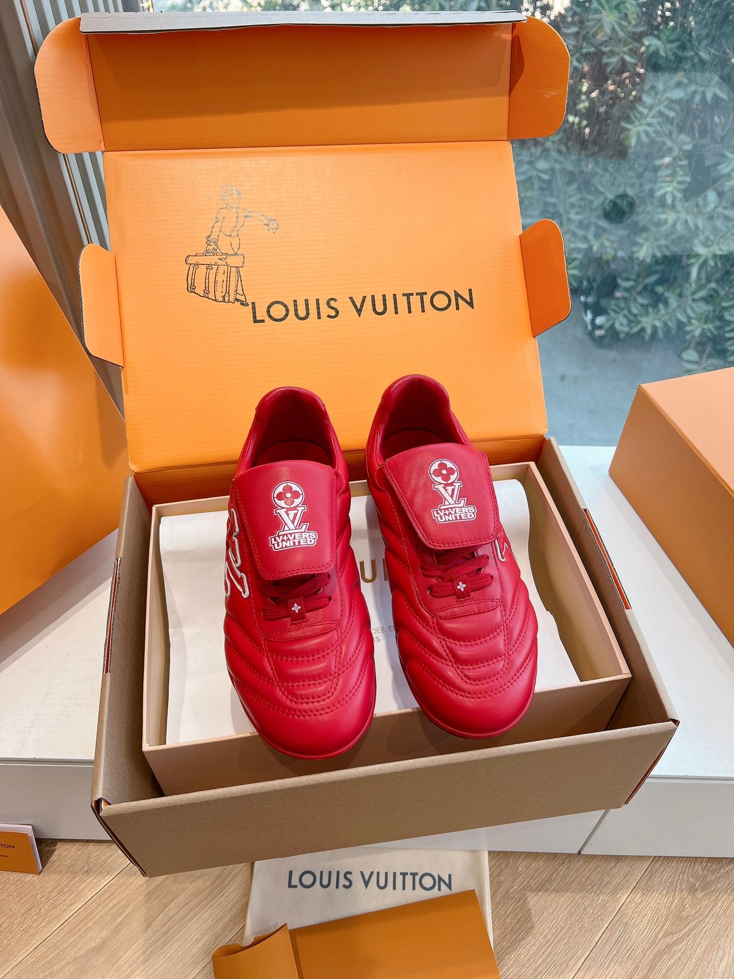 Louis Vuitton Sneaker