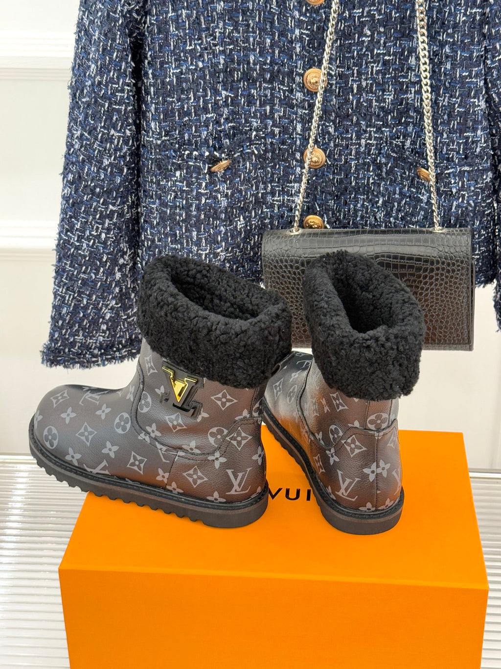Louis Vuitton Bot