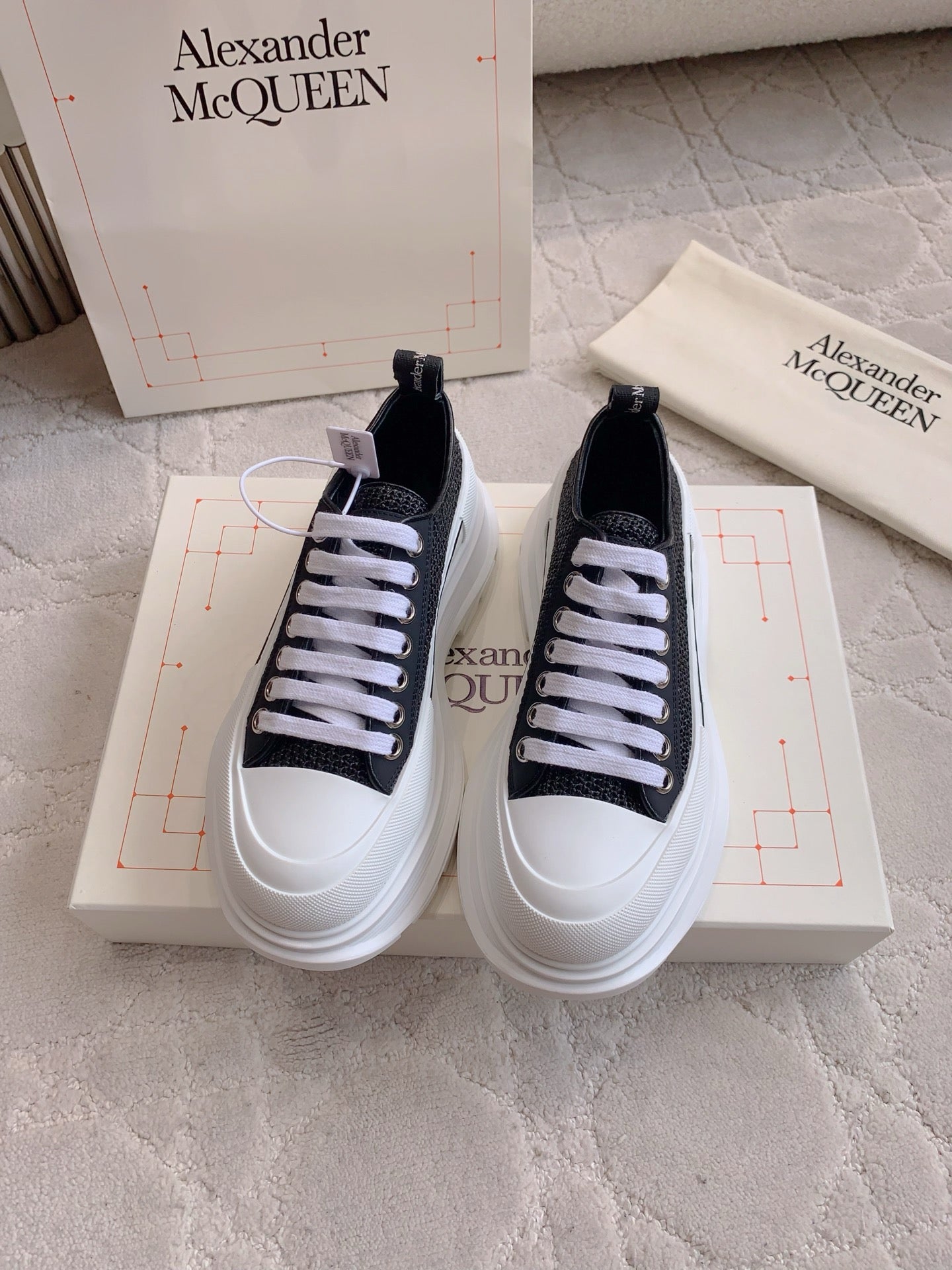 Alexander McQueen Sneaker