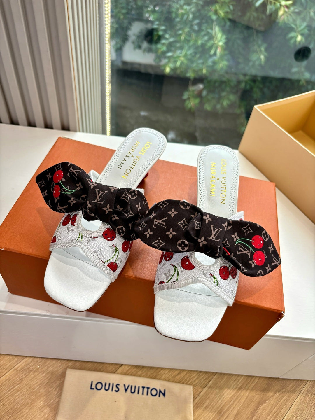 Louis Vuitton Topuklu