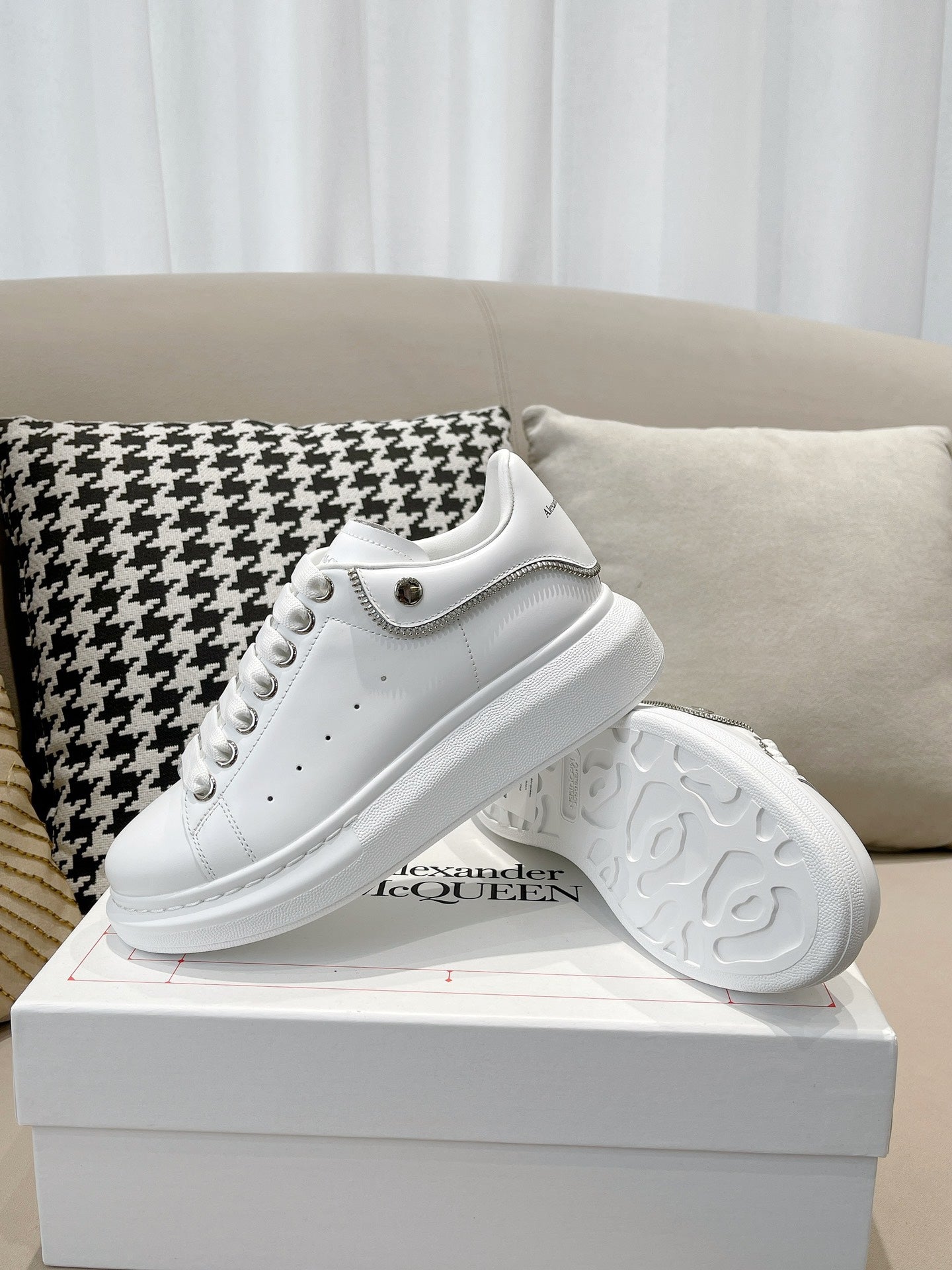 Alexander McQueen Sneaker