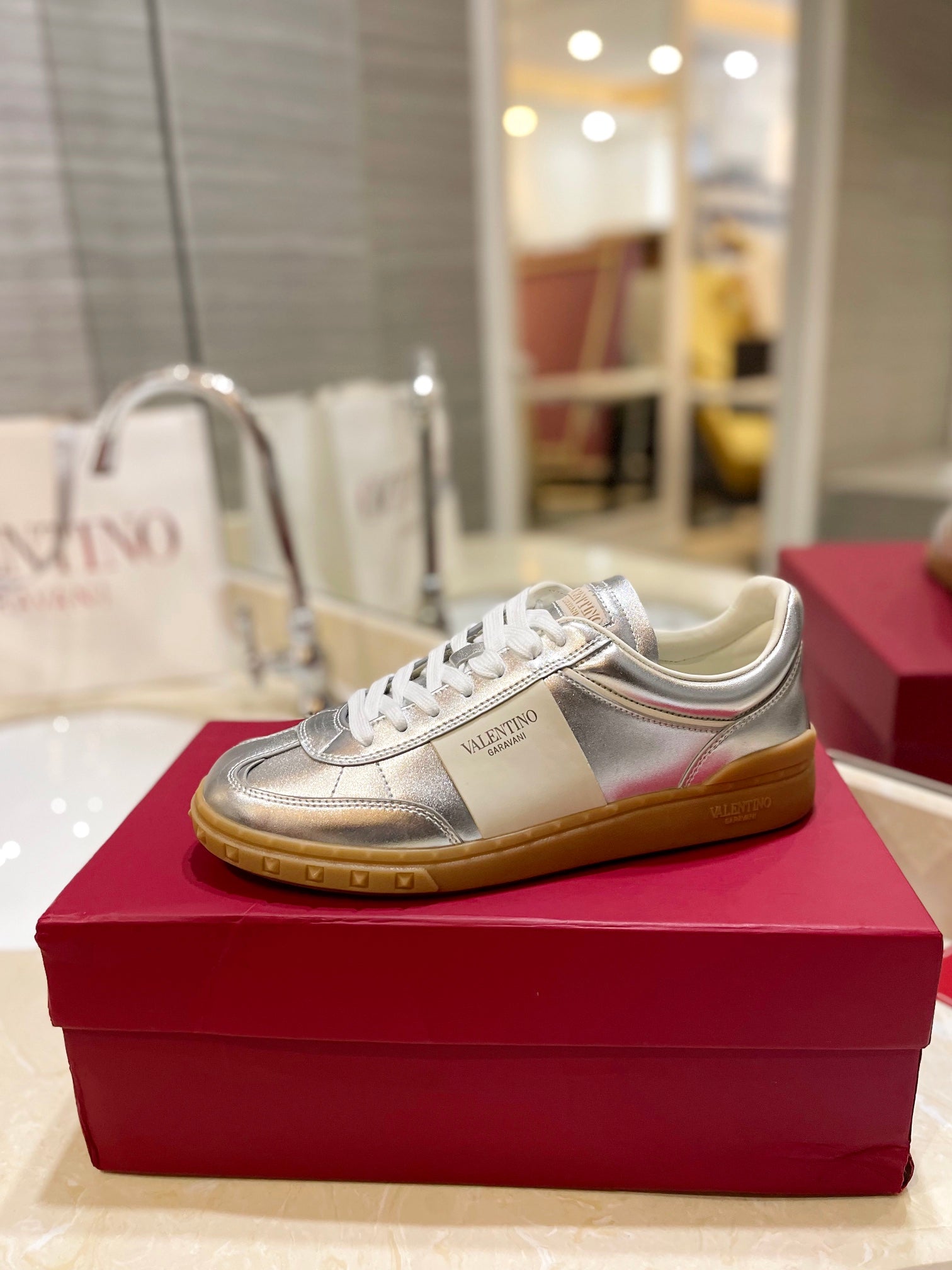 Valentino Sneaker