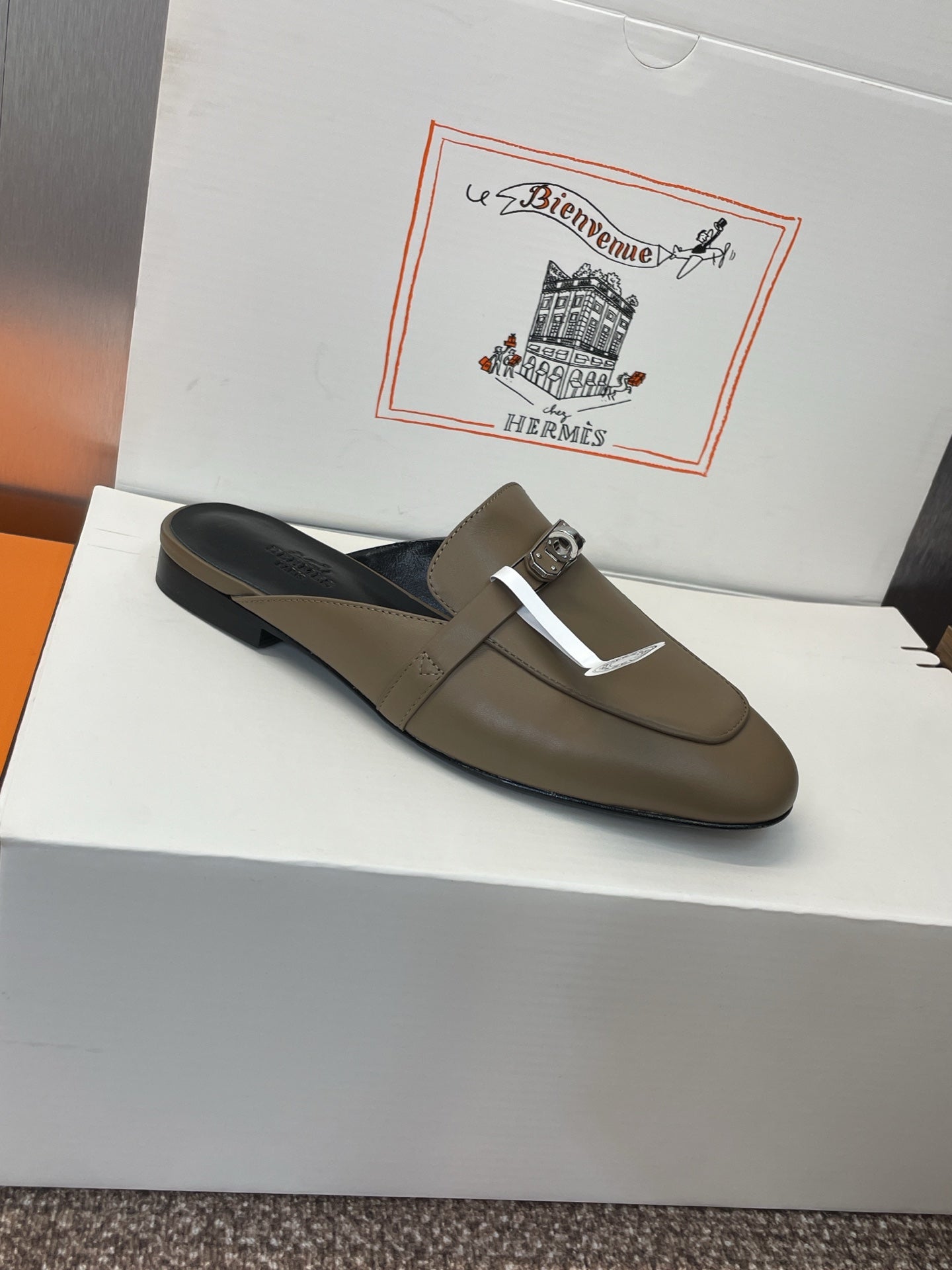Hermes Slipper