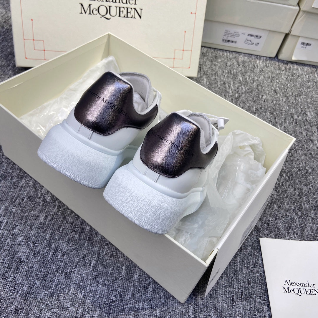 Alexander McQueen Sneaker