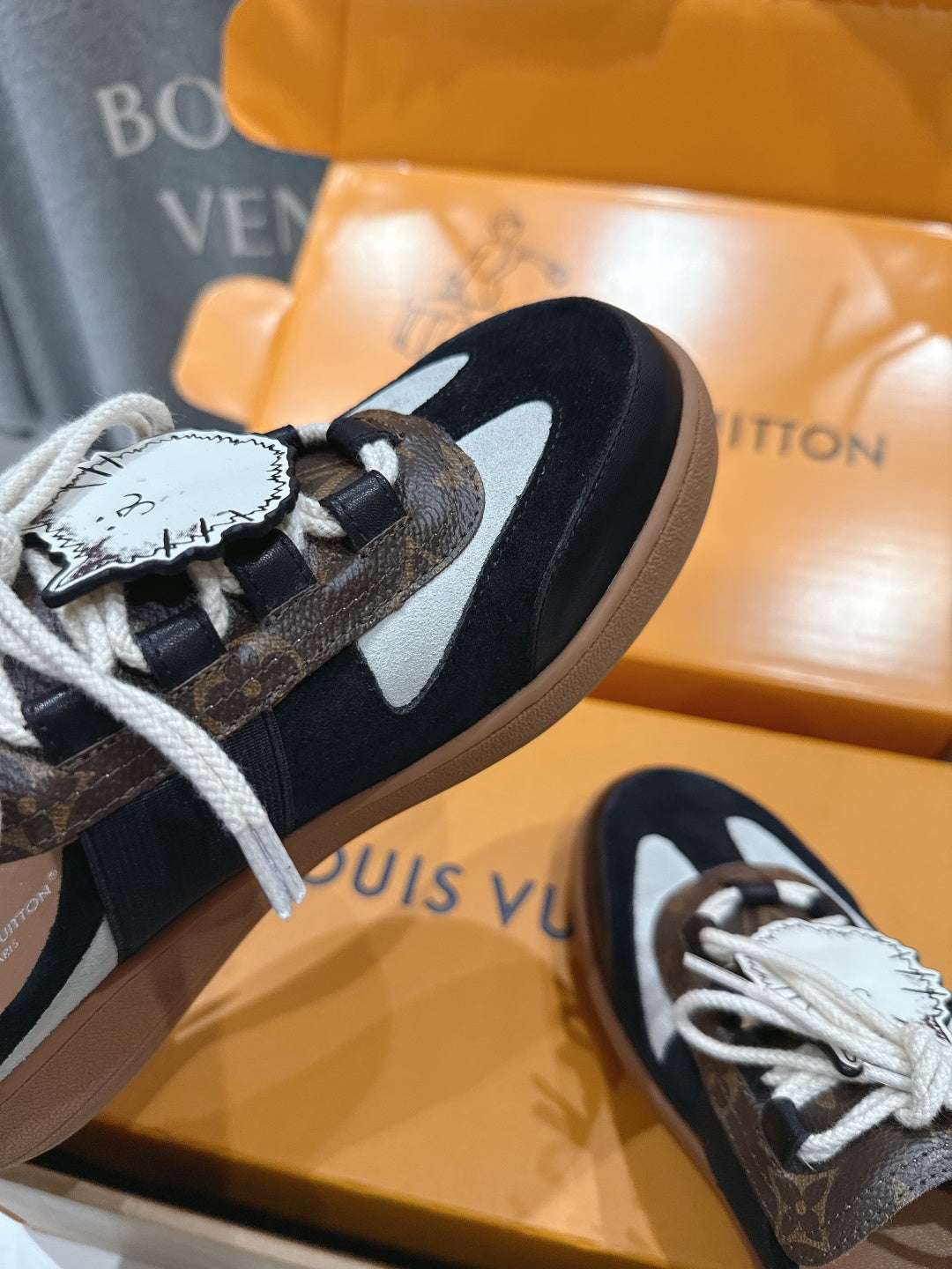 Louis Vuitton Sneaker