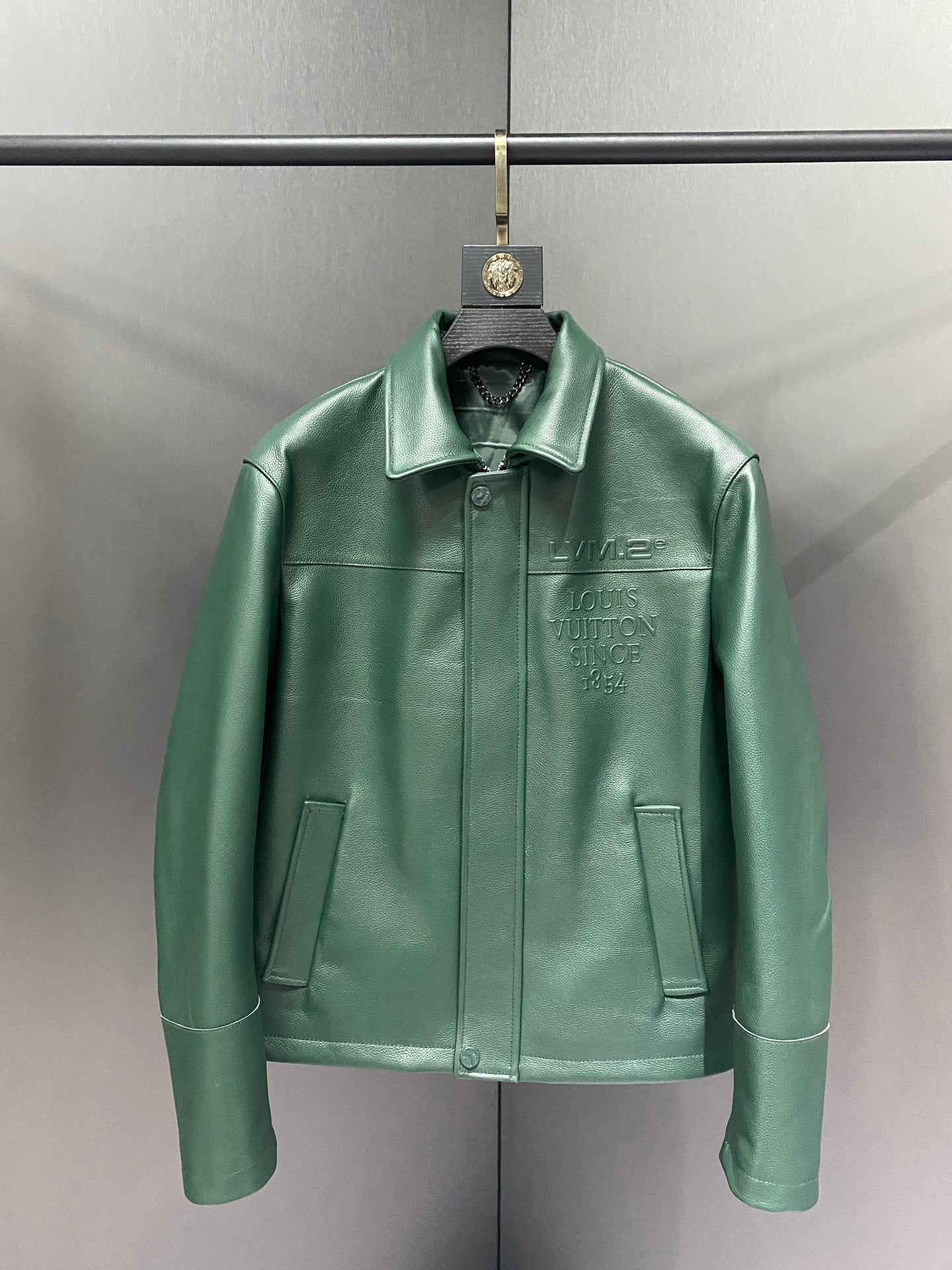 Louis Vuitton Deri Mont