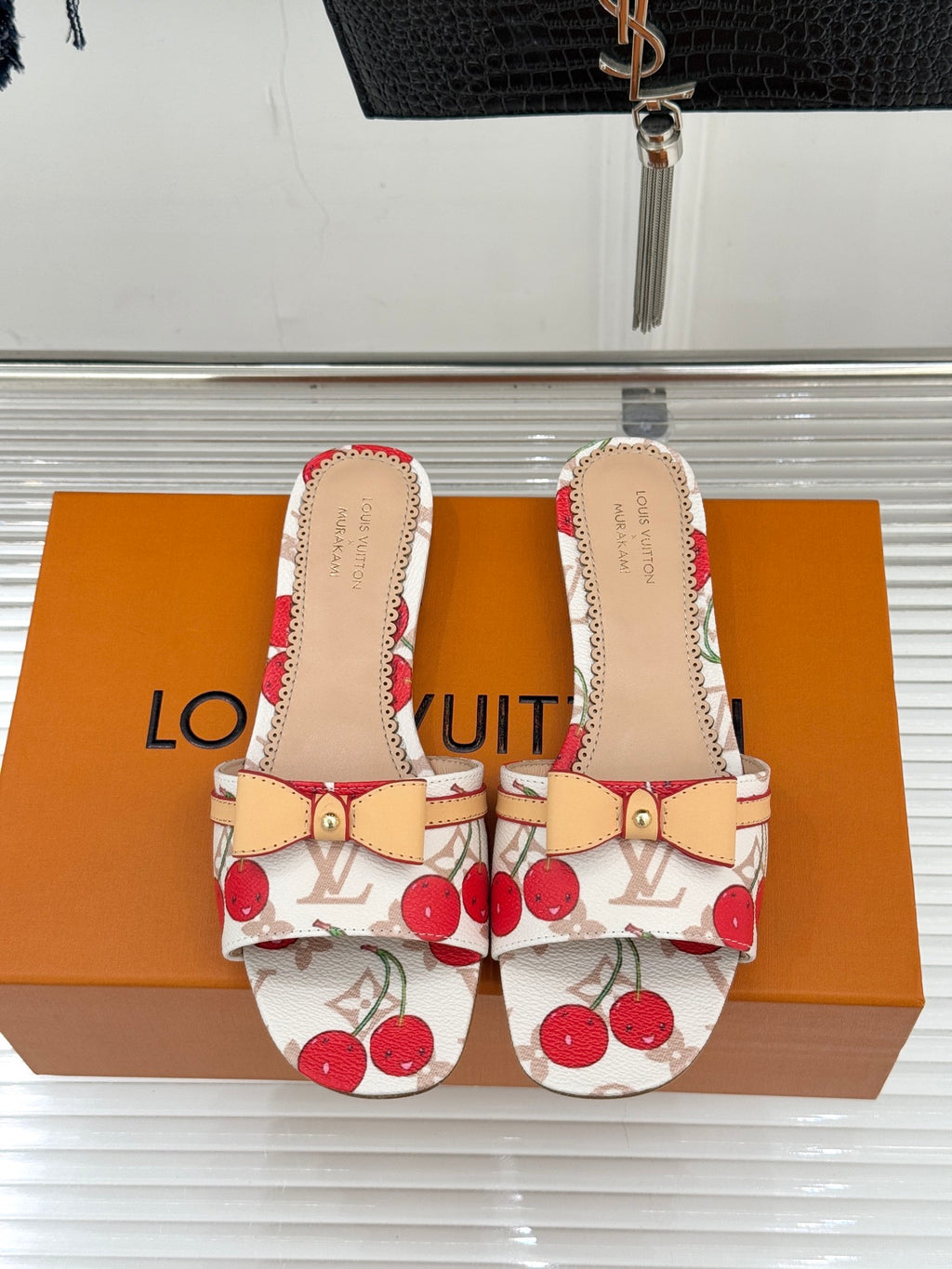 Louis Vuitton Slipper
