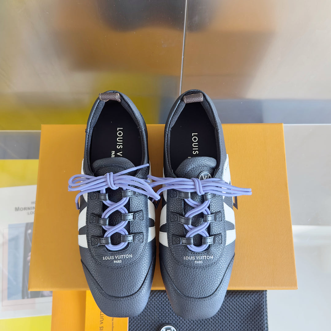 Louis Vuitton Sneaker
