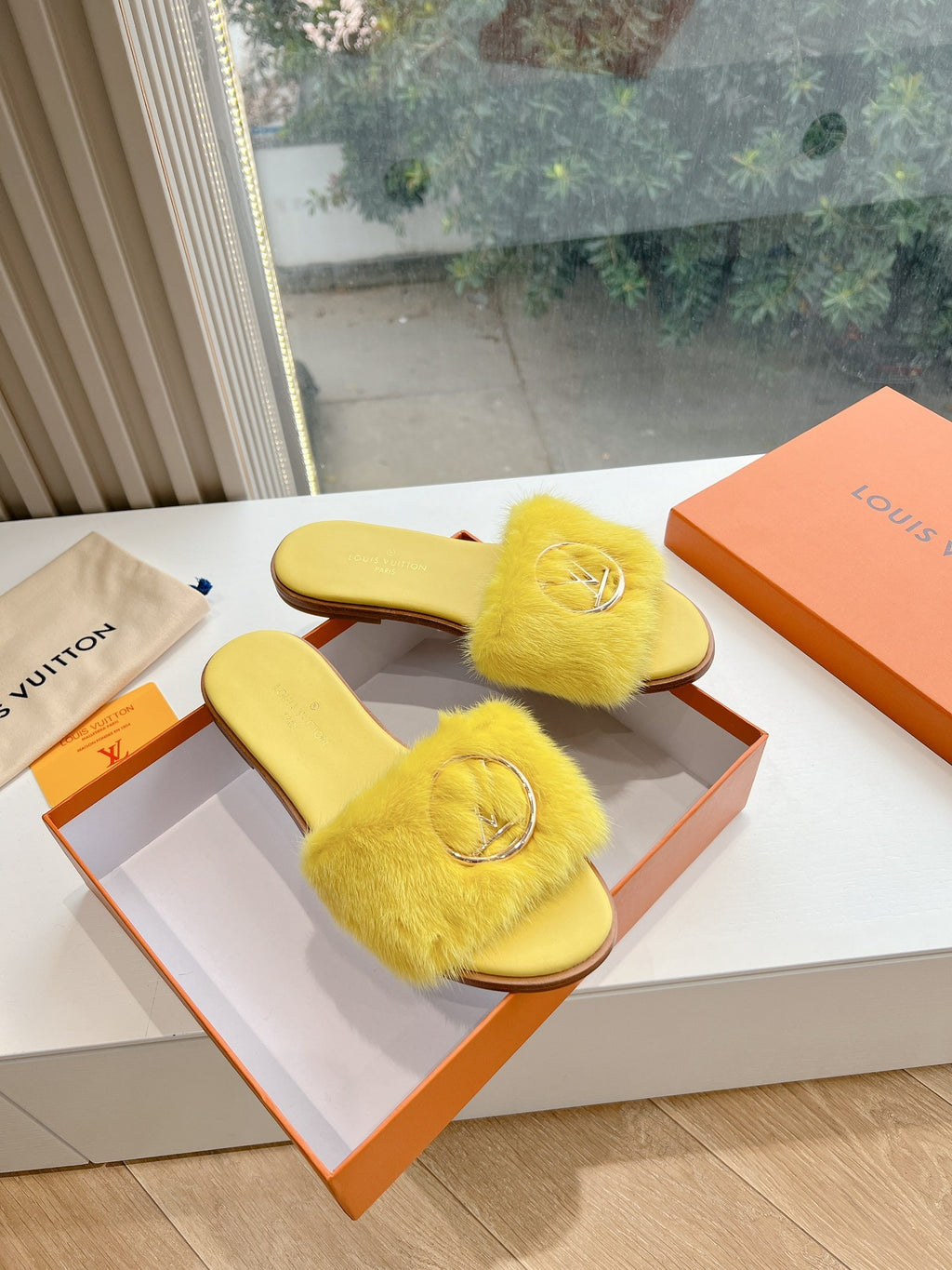 Louis Vuitton Slipper