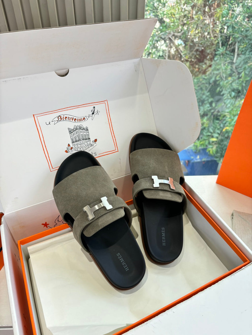 Hermes Slipper