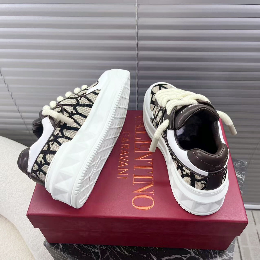 Valentino Sneaker
