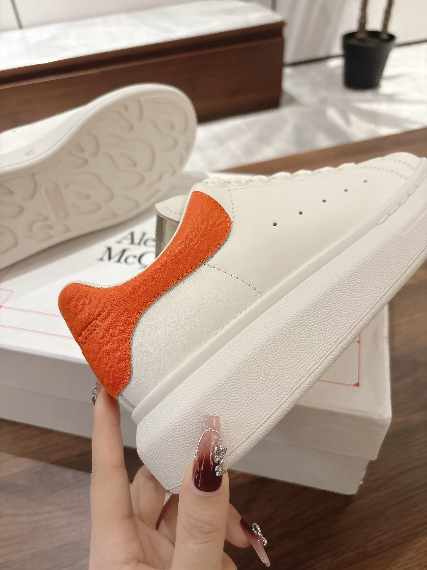 Alexander McQueen Sneaker