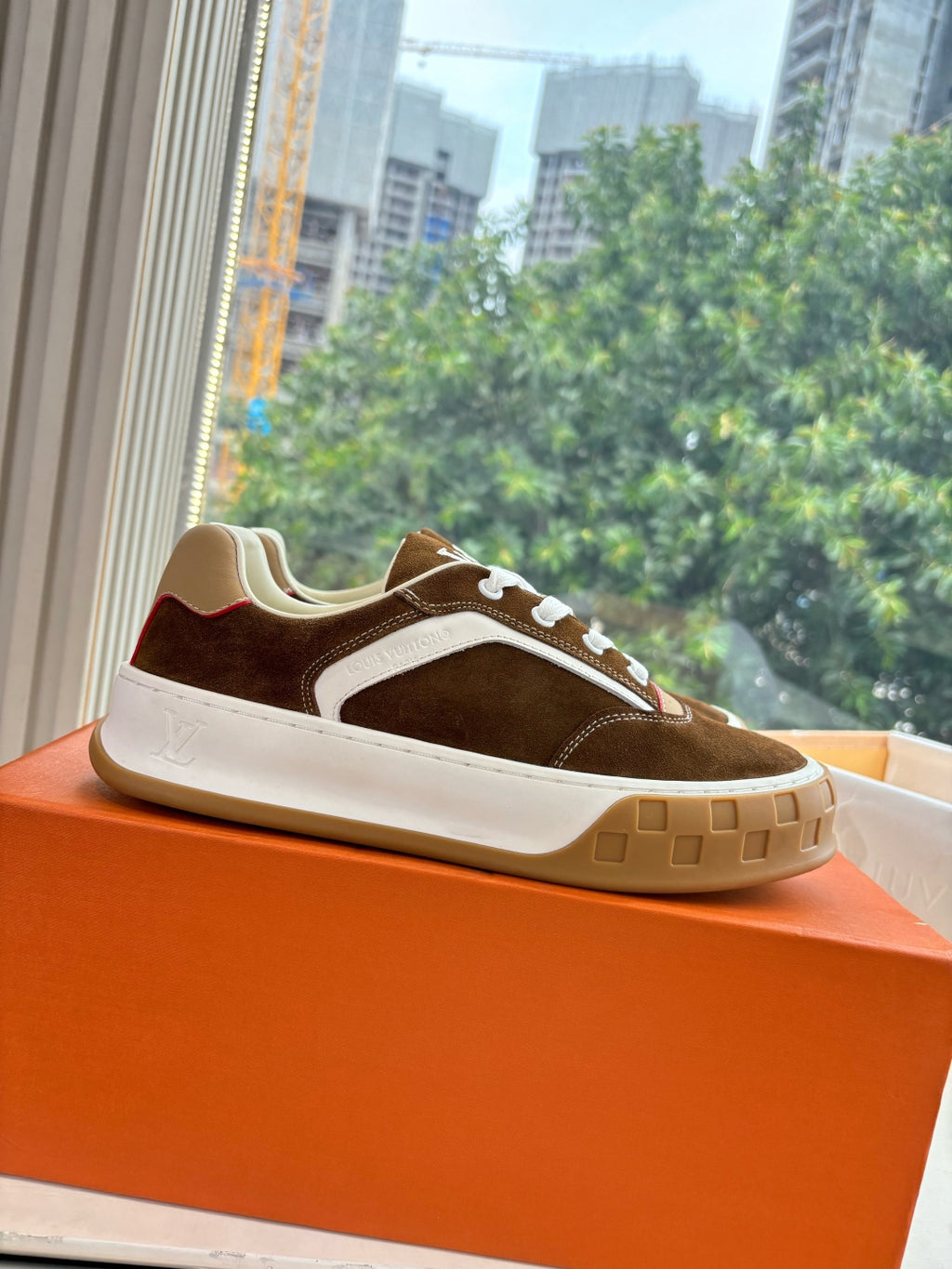 Louis Vuitton Sneaker