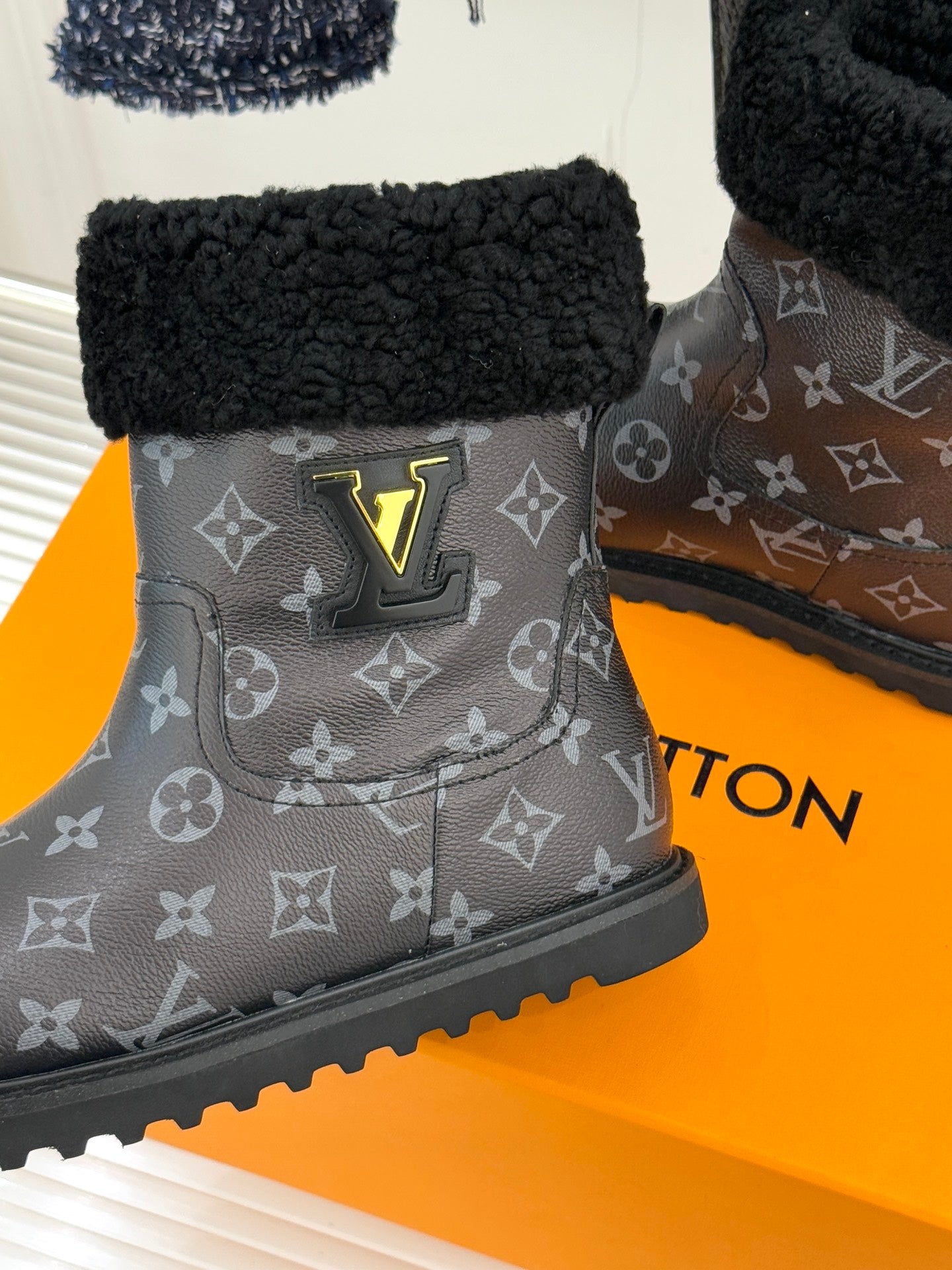 Louis Vuitton Bot