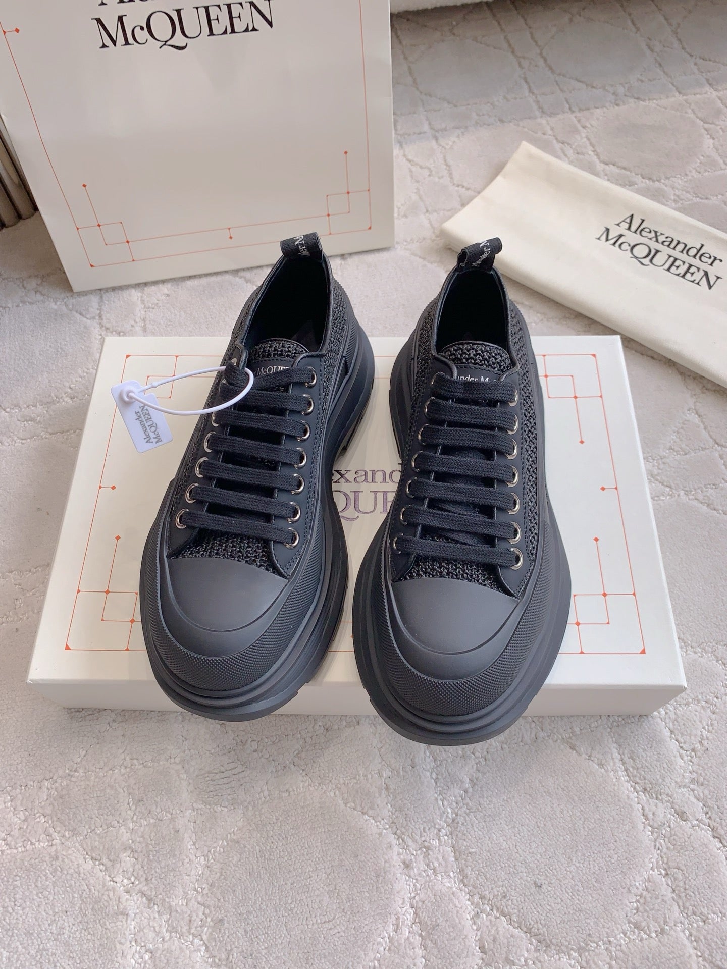 Alexander McQueen Sneaker