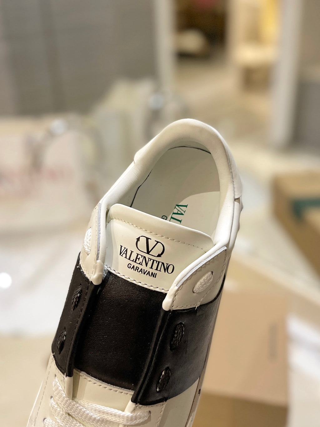 Valentino Sneaker