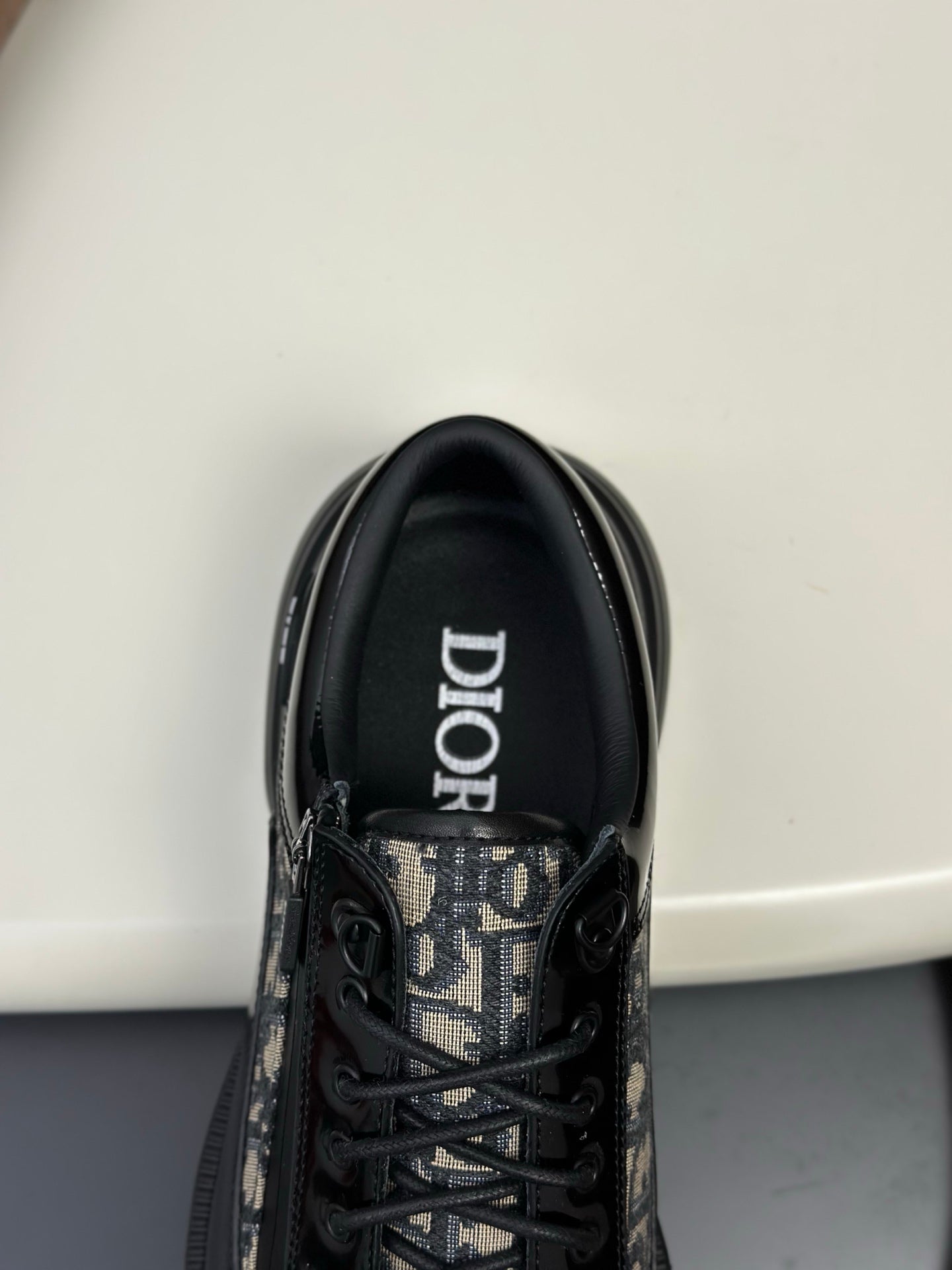 Dior Sneaker