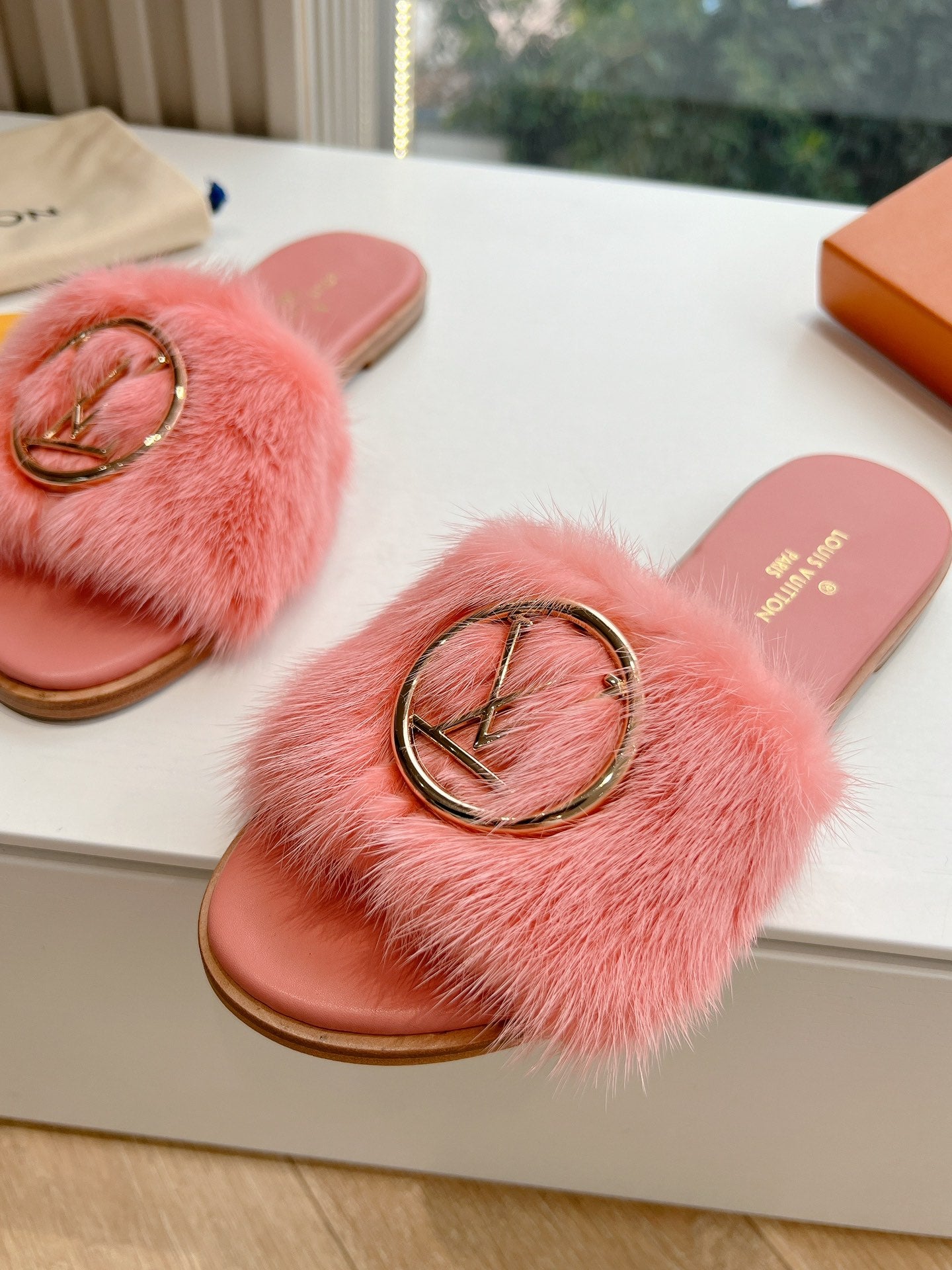 Louis Vuitton Slipper