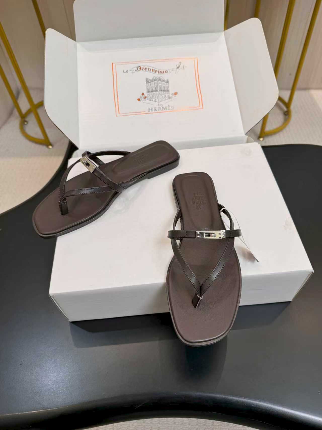 Hermes Slipper