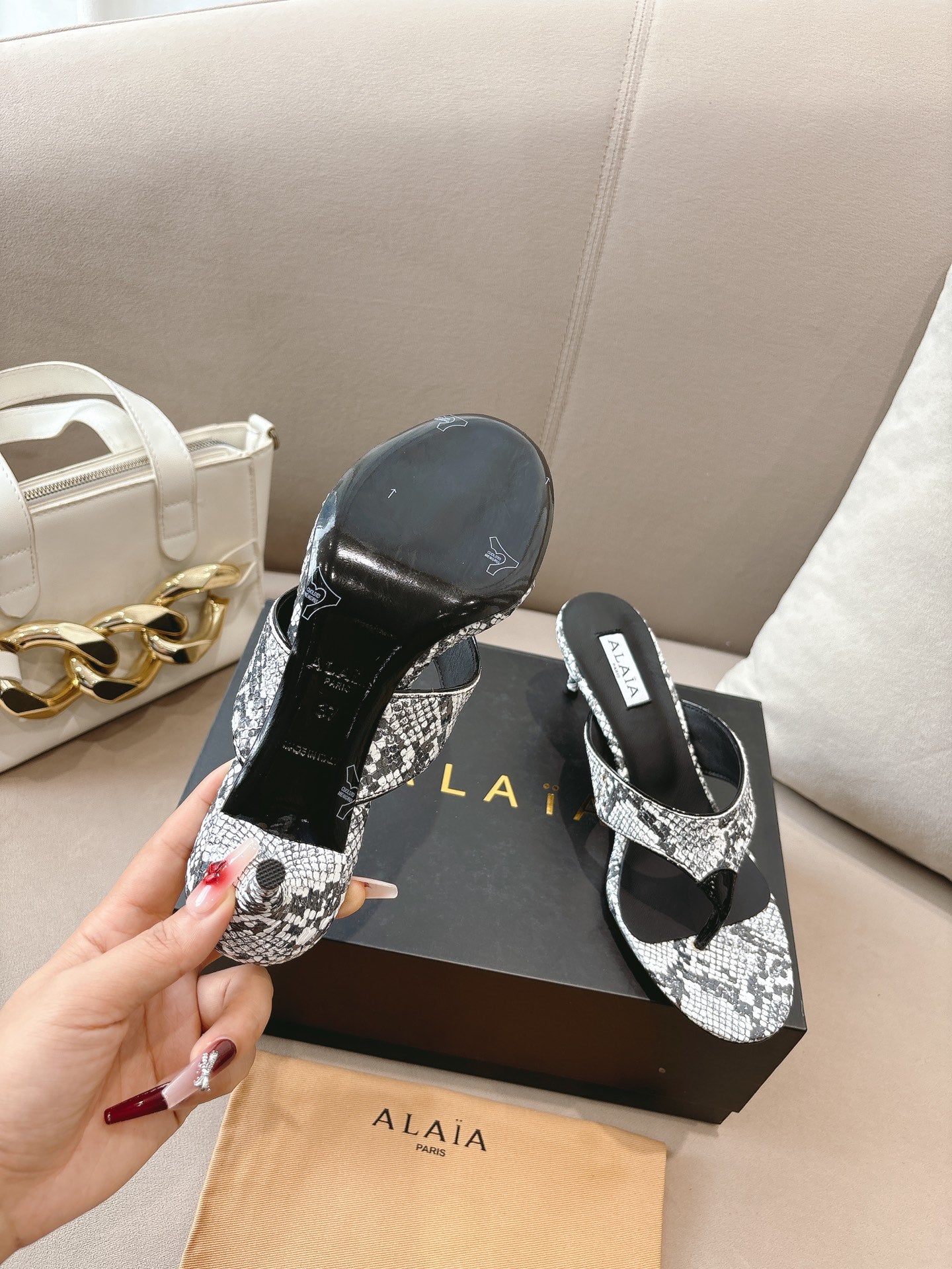 Alaia shoes