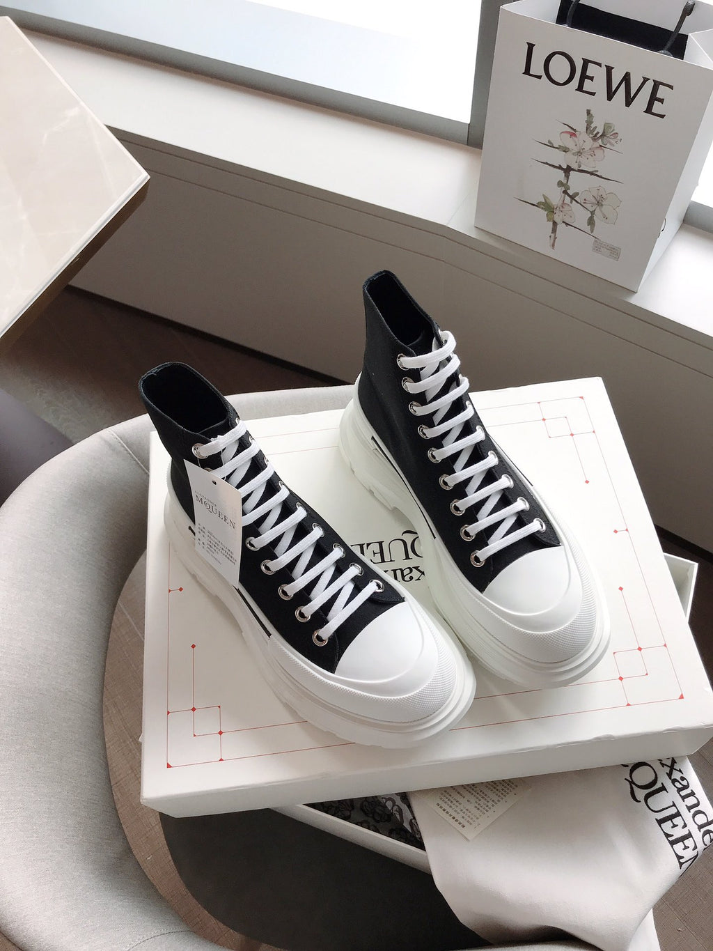 Alexander McQueen Bot