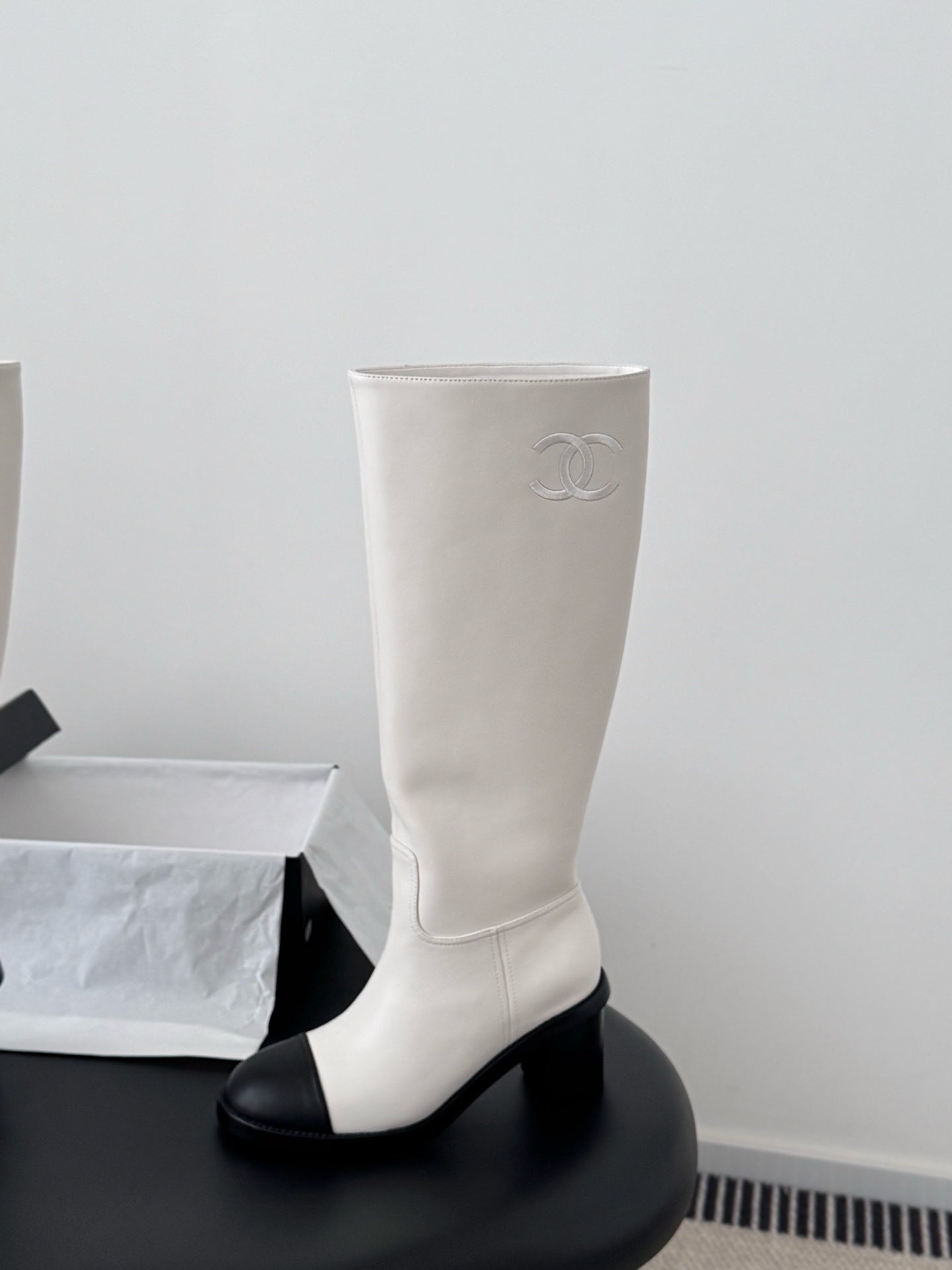 Chanel Çizme