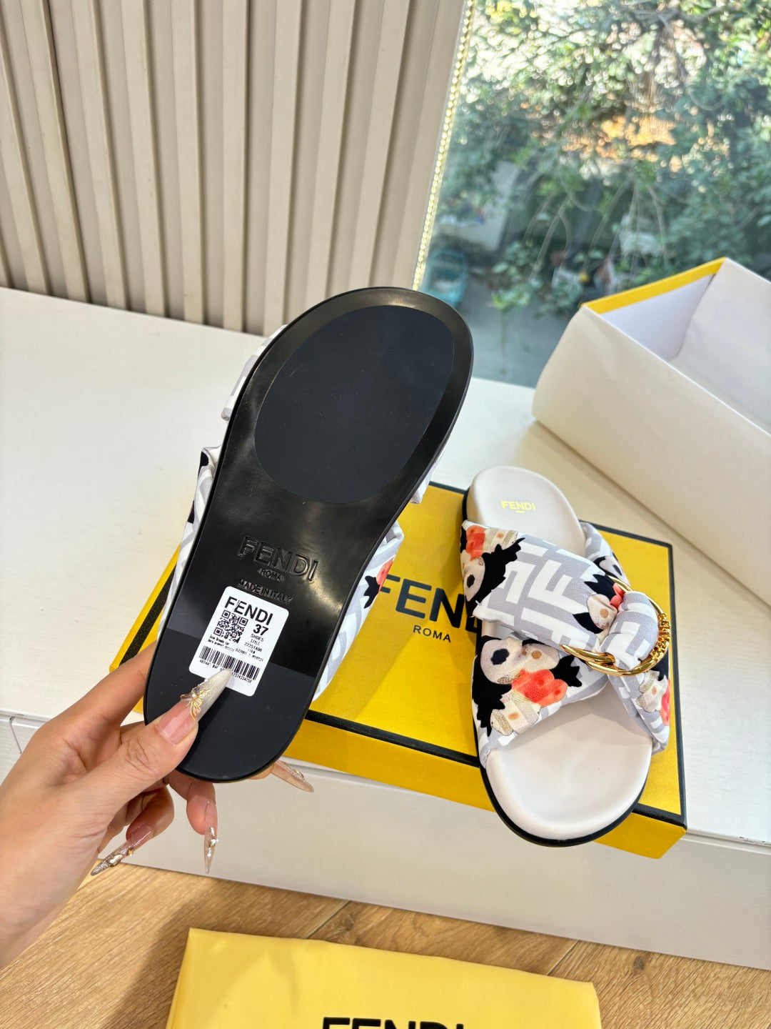 Fendi Slipper