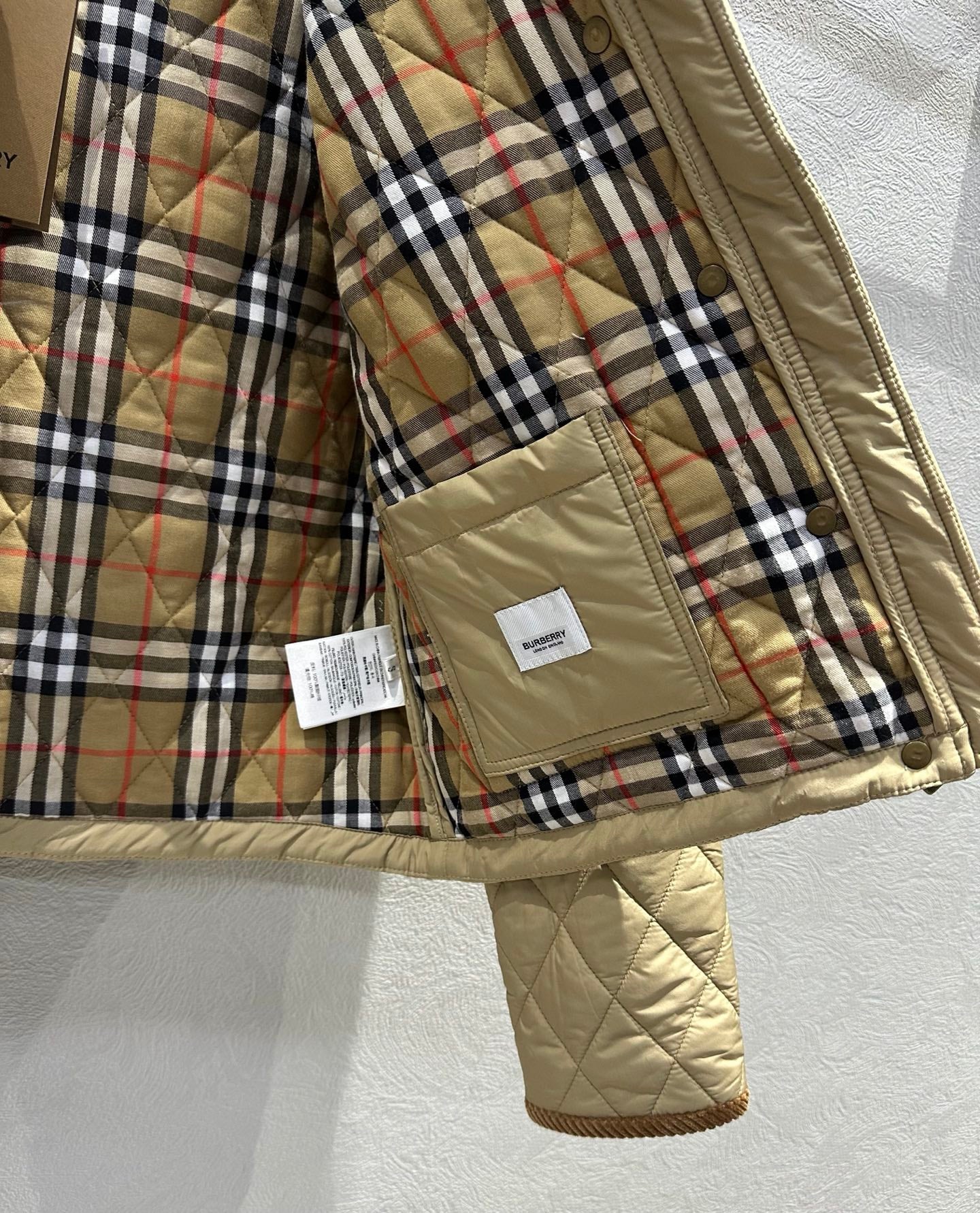 Burberry Mont