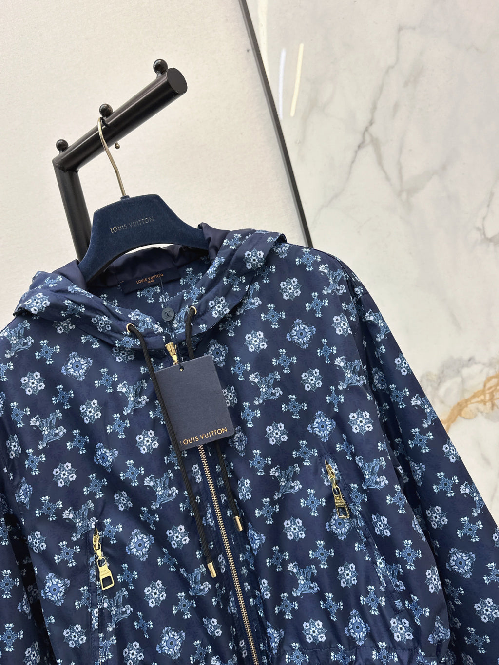 Louis Vuitton Yağmurluk