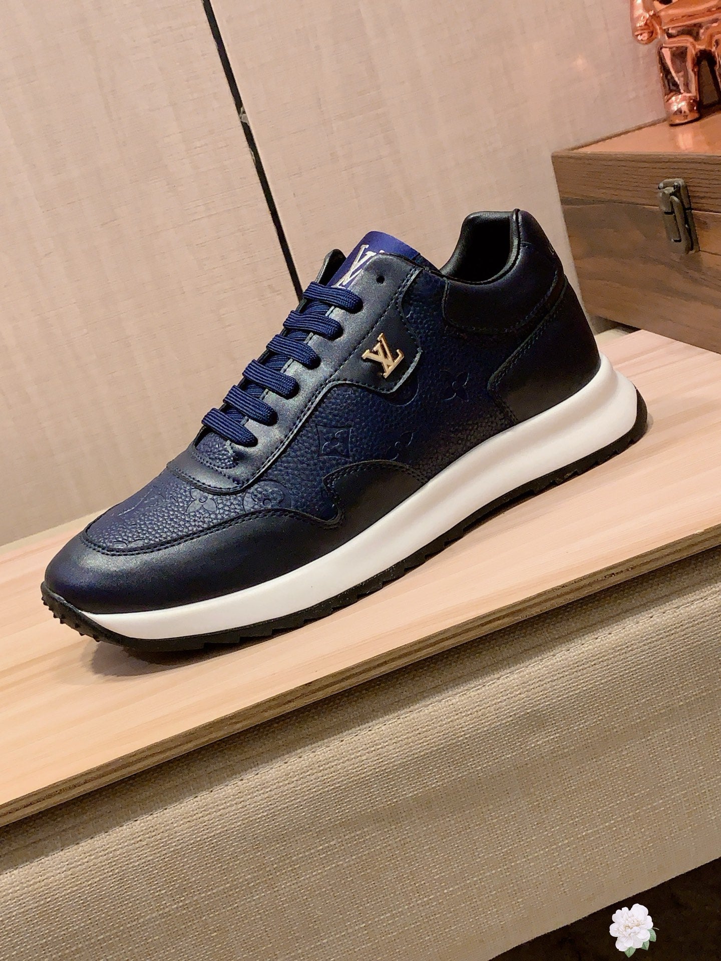 Louis Vuitton Sneaker