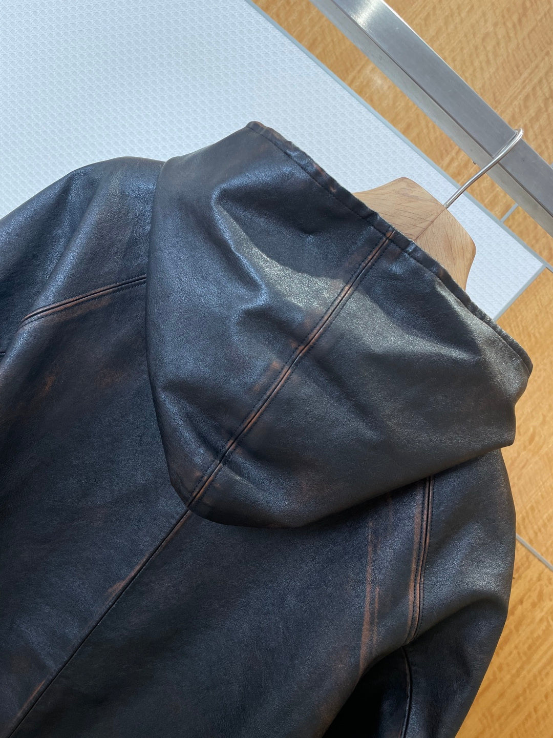 Prada Kapşonlu Deri Ceket