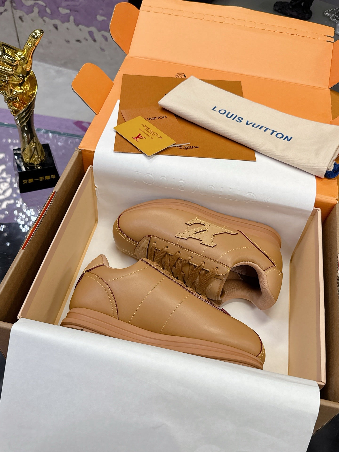 Louis Vuitton Sneaker