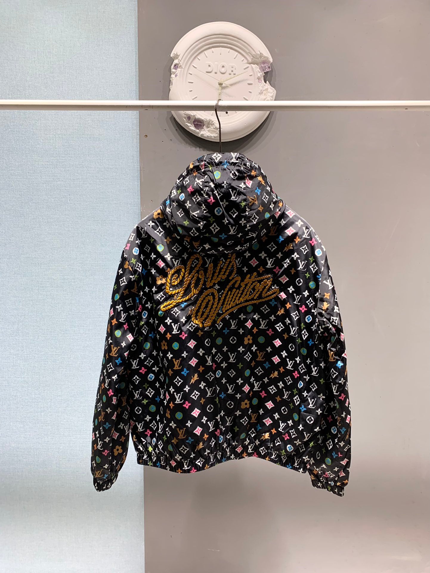 Louis Vuitton İnce Mont