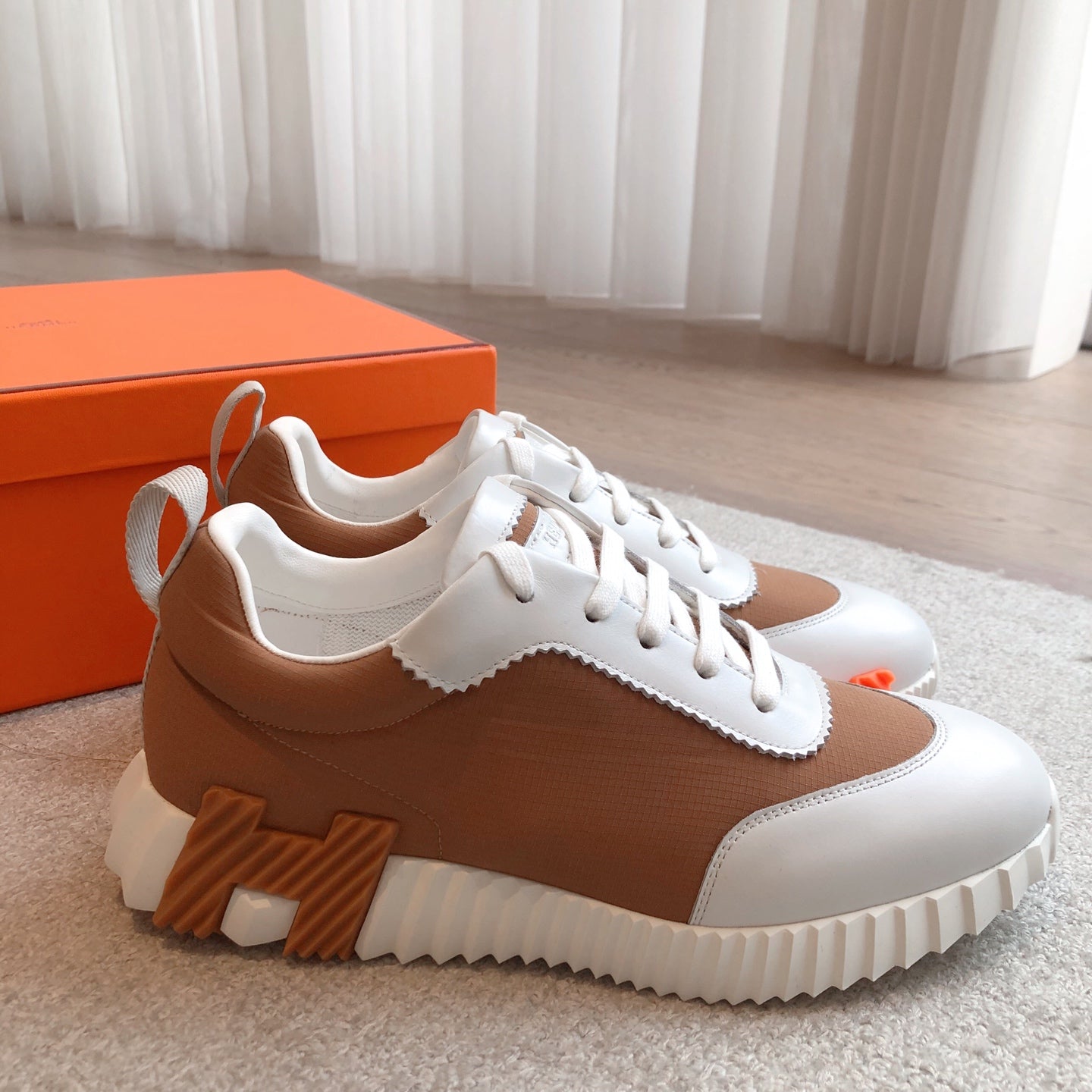 Hermes Sneaker
