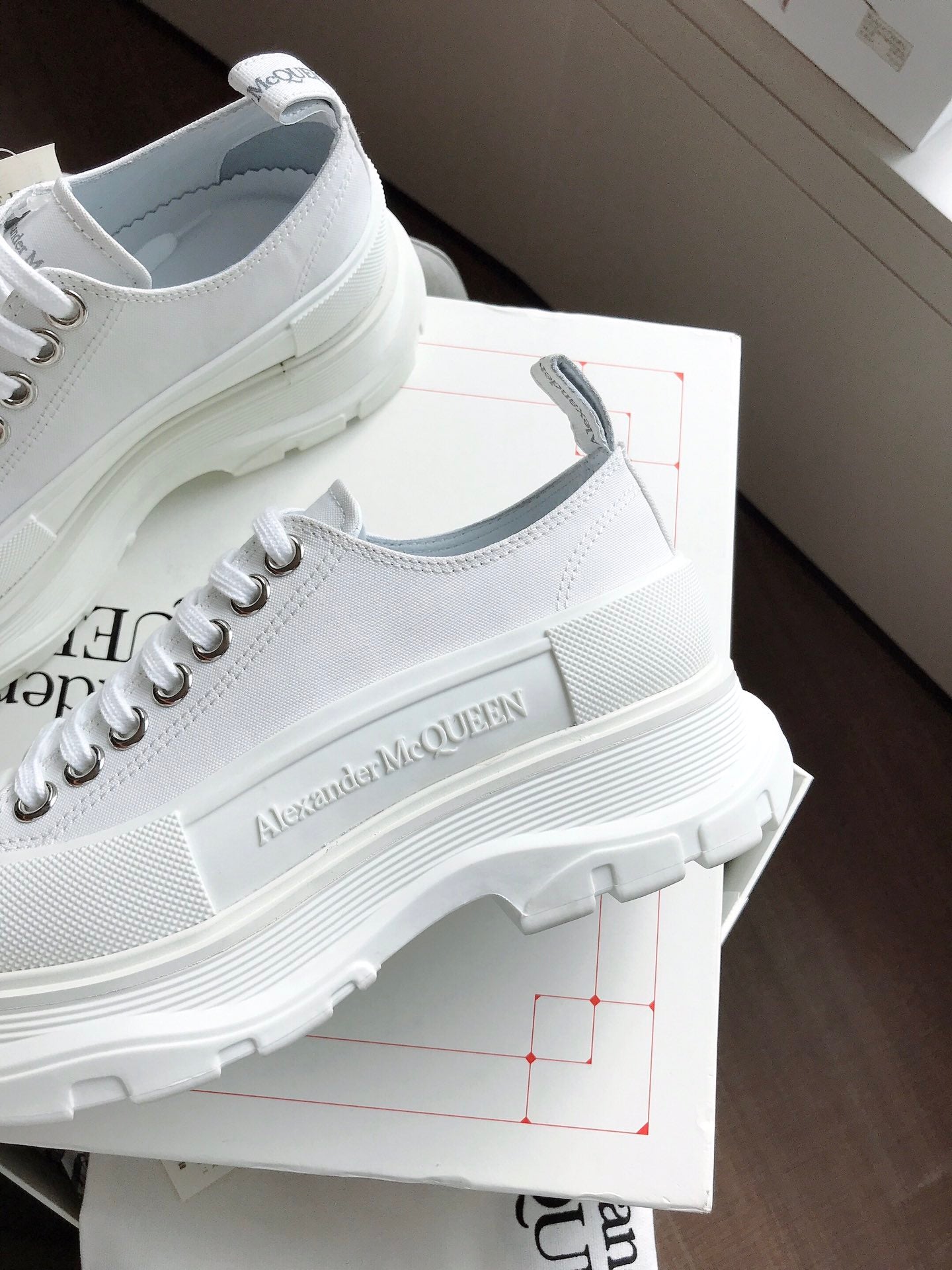 Alexander McQueen Sneaker